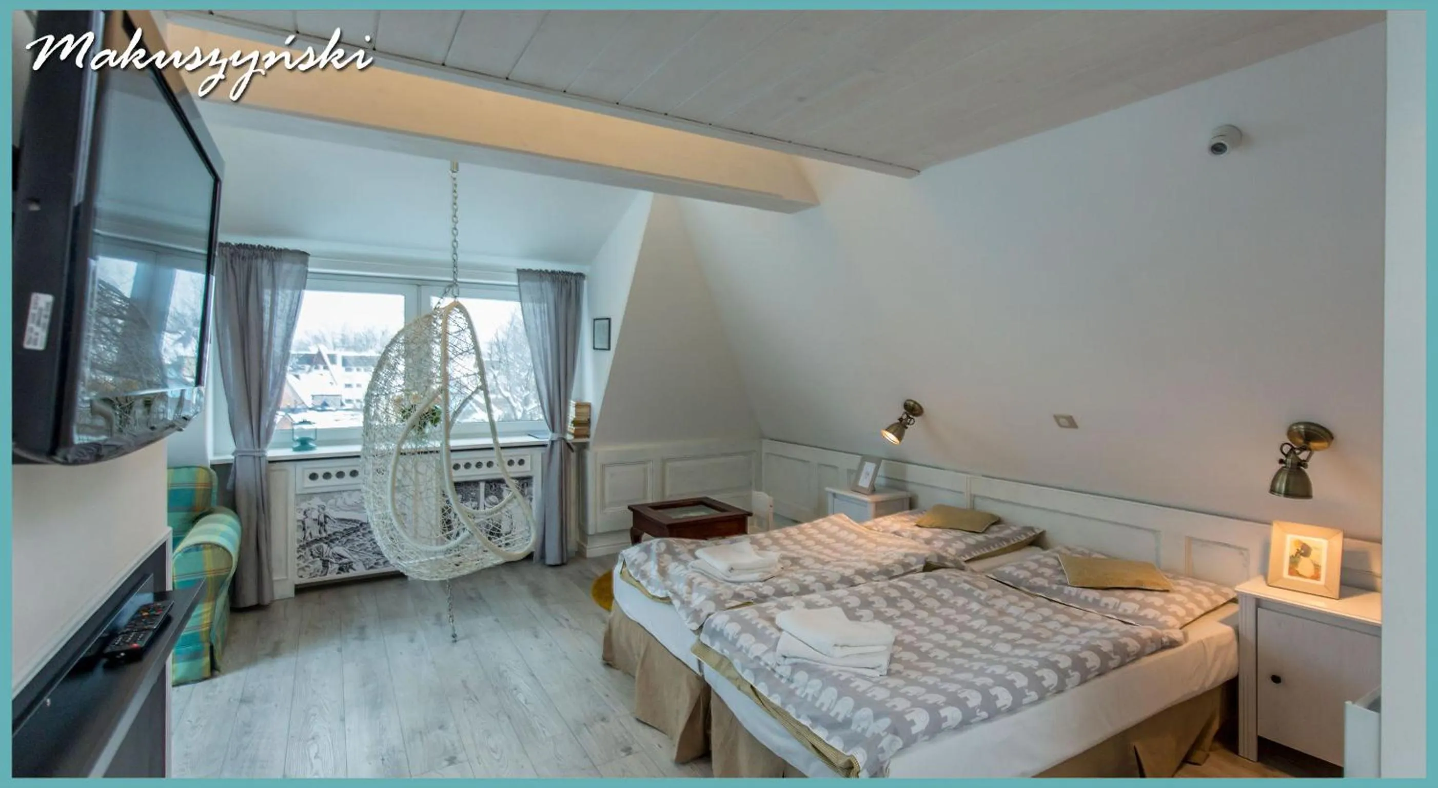 Photo of the whole room, Bed in Willa Carlton