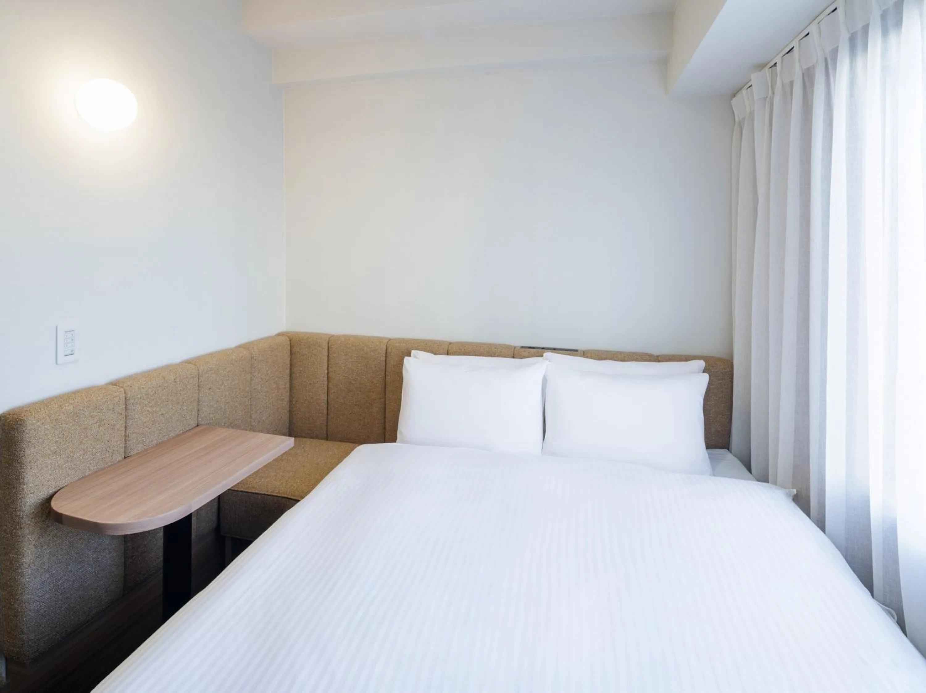 Photo of the whole room, Bed in HOTEL AMANEK Asakusa Sakurabashi