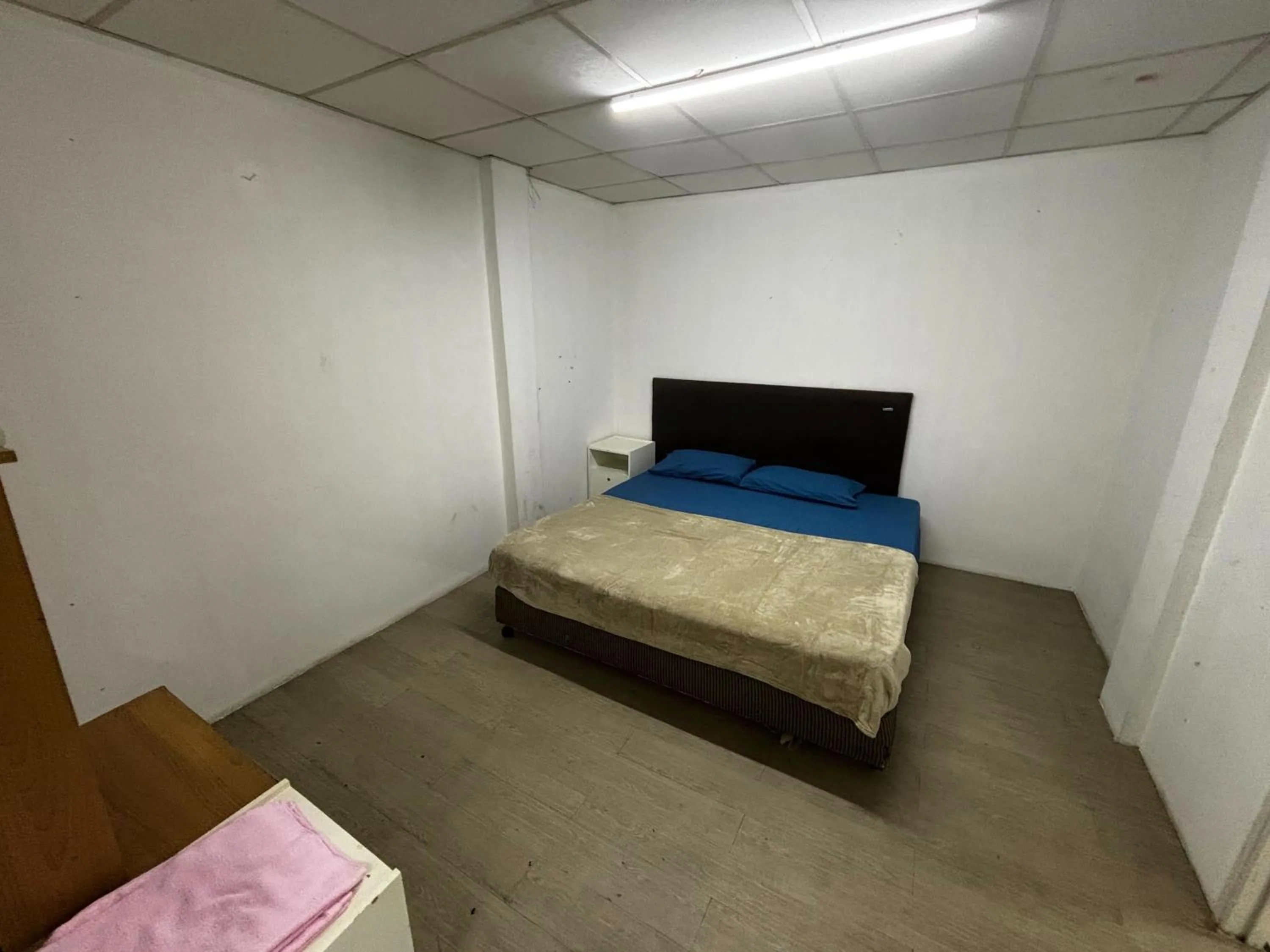 Bedroom, Bed in Sukhum Sukhumvit-Onnut Guest House