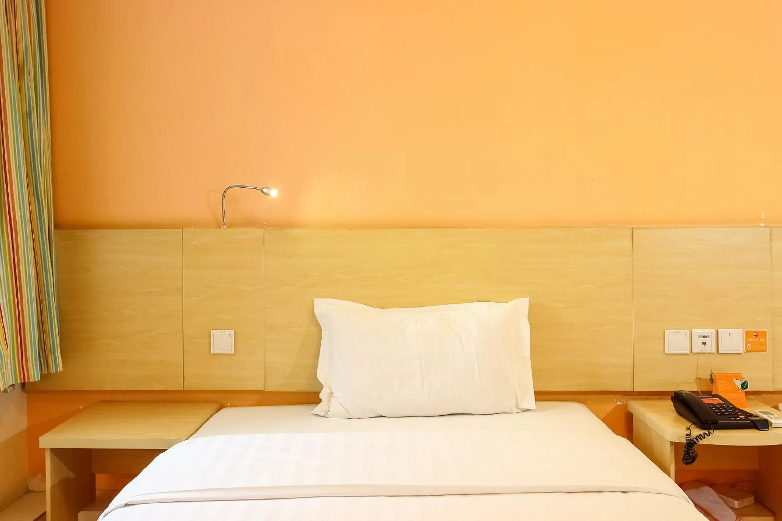 Other, Bed in 7Days Inn Guangzhou Meihuayuan Metro Station