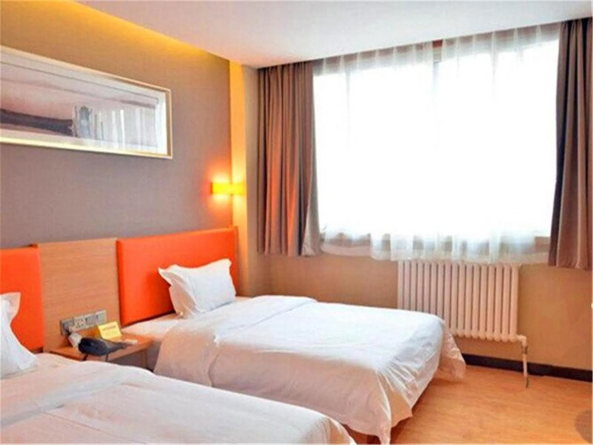 Bed in IU Hotel Beijing West Coach Station Liuliqiao East Metro Station