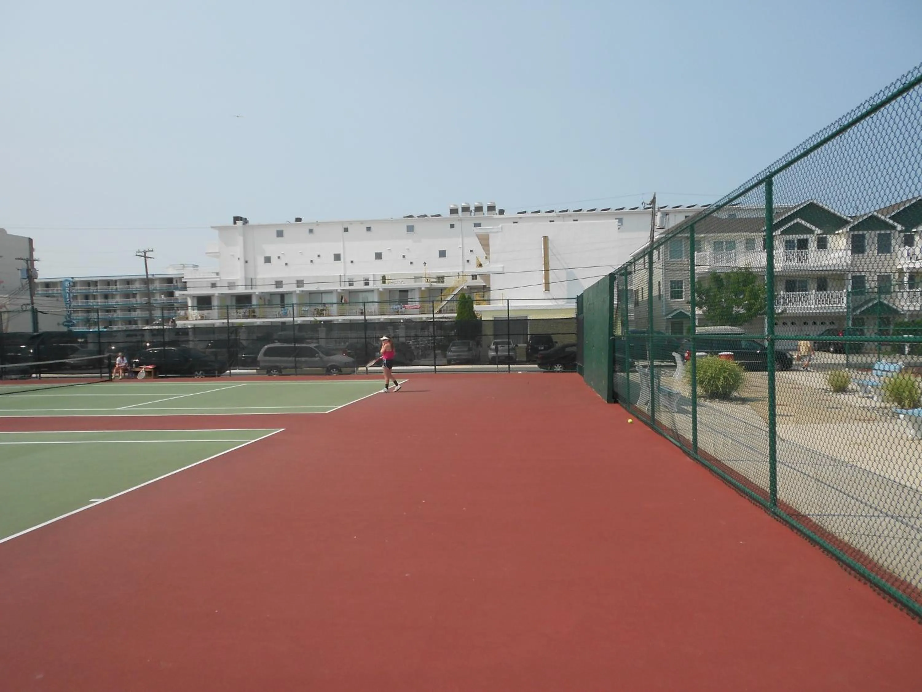 Table tennis in Viking Motel