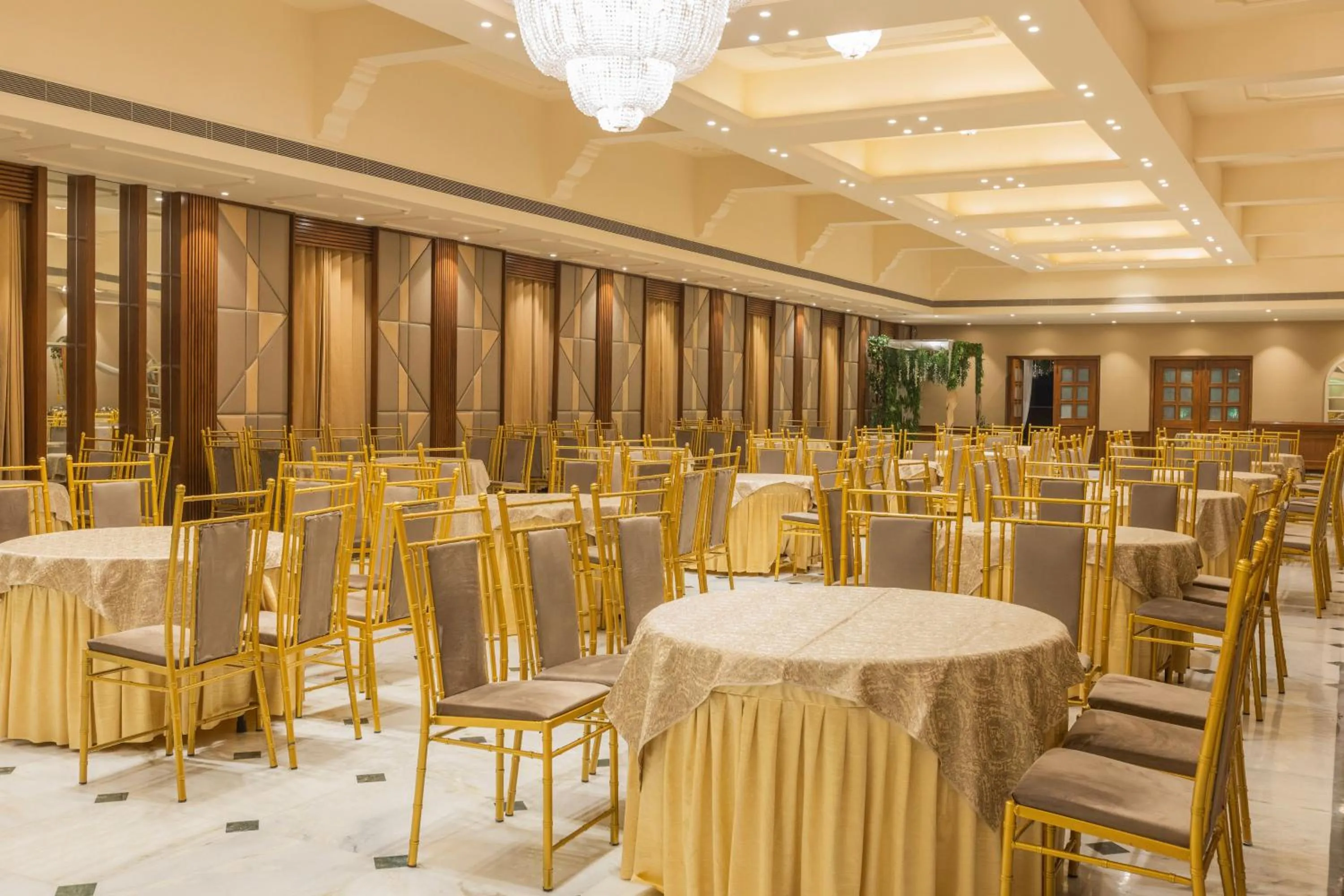 Banquet/Function facilities in Hotel Kamal Palace