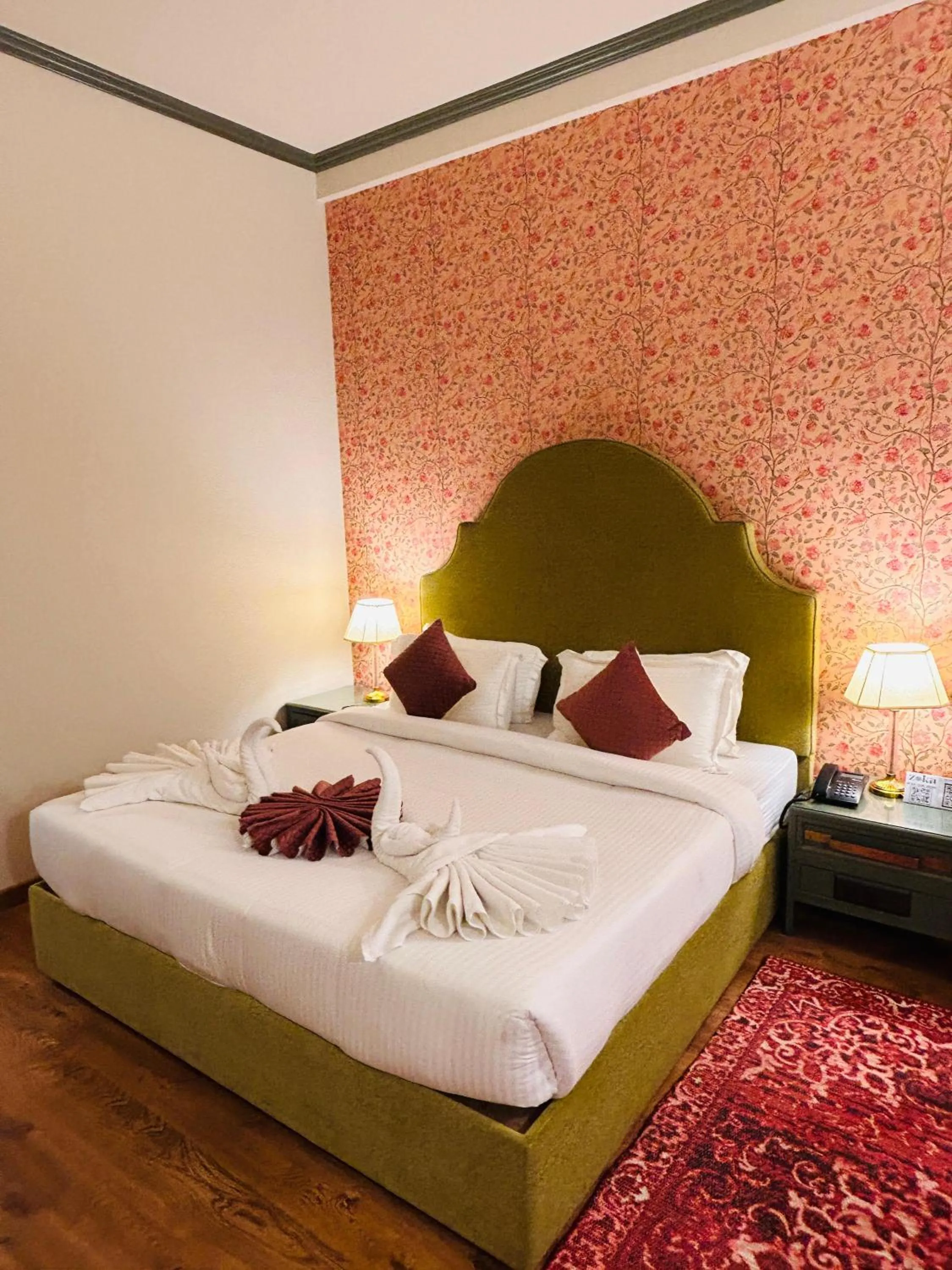 Bed in Hotel Kamal Palace