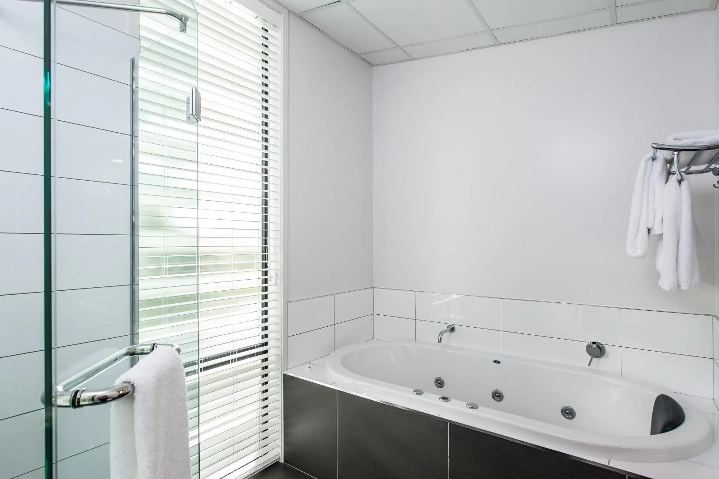 Bathroom in One88 on Commerce