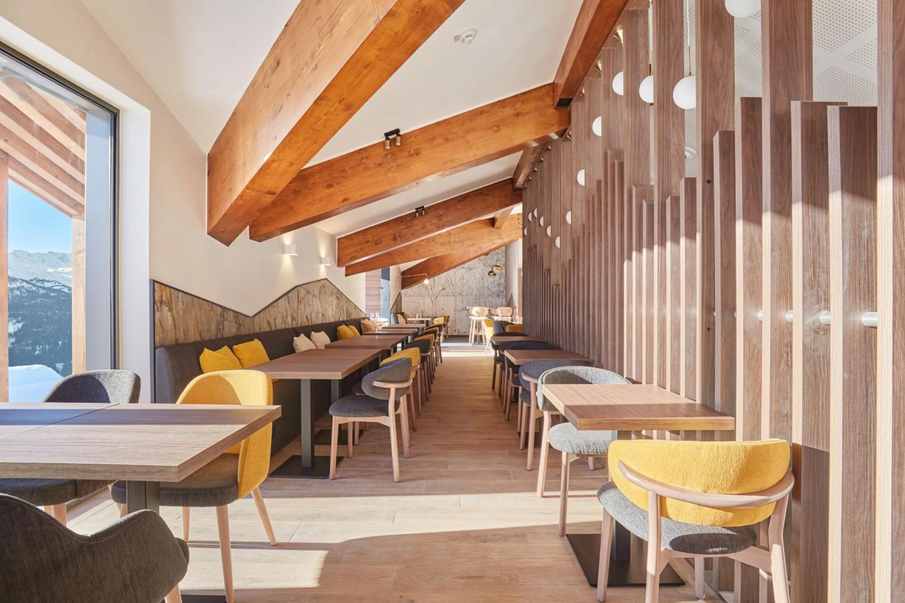 Restaurant/places to eat in Hotel L'Ecrin Blanc by Odalys