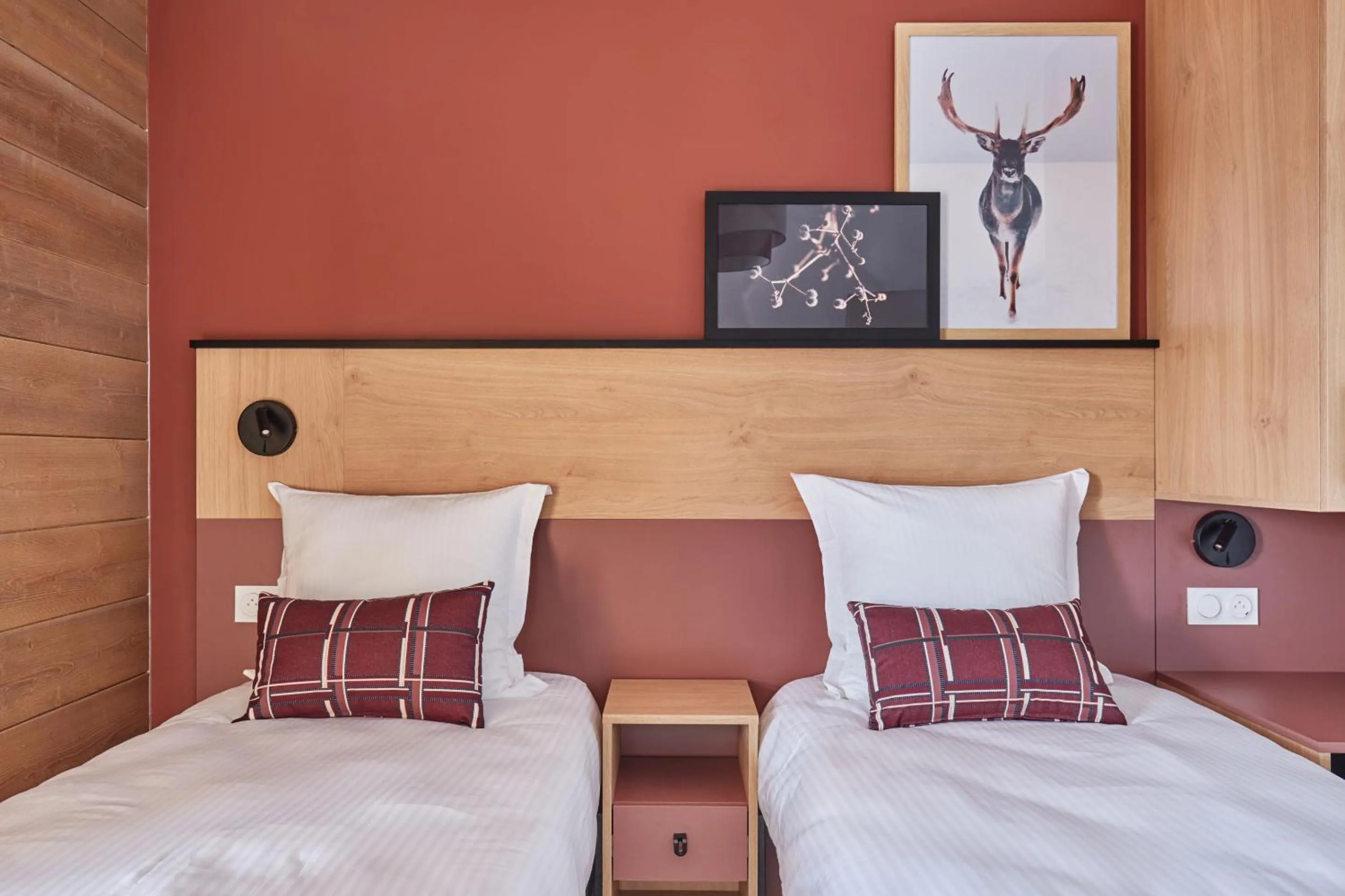 Bedroom, Bed in Hotel L'Ecrin Blanc by Odalys