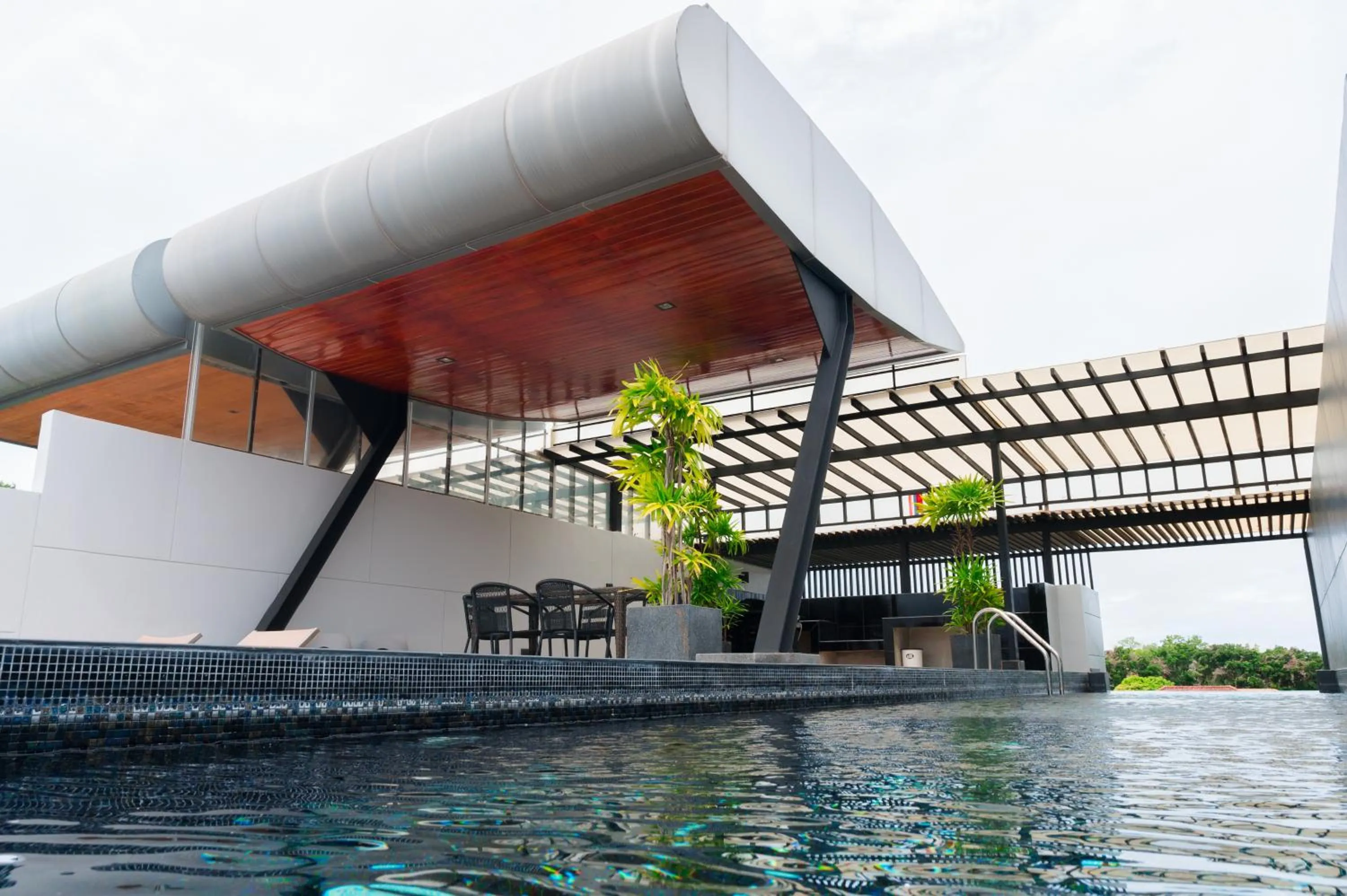 Swimming pool in AQUA Villa Rawai