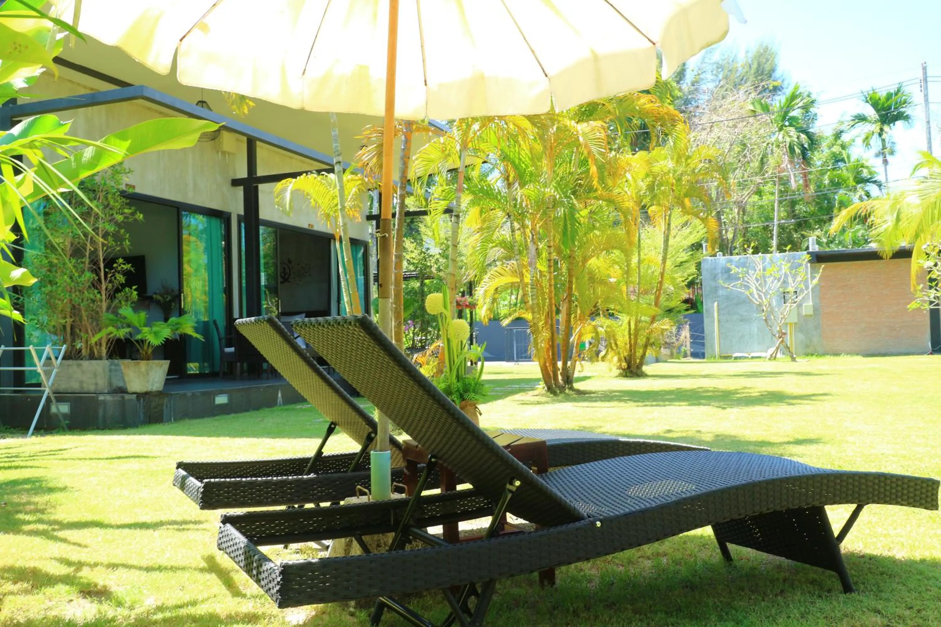 Garden in Baan Norkna Bangtao