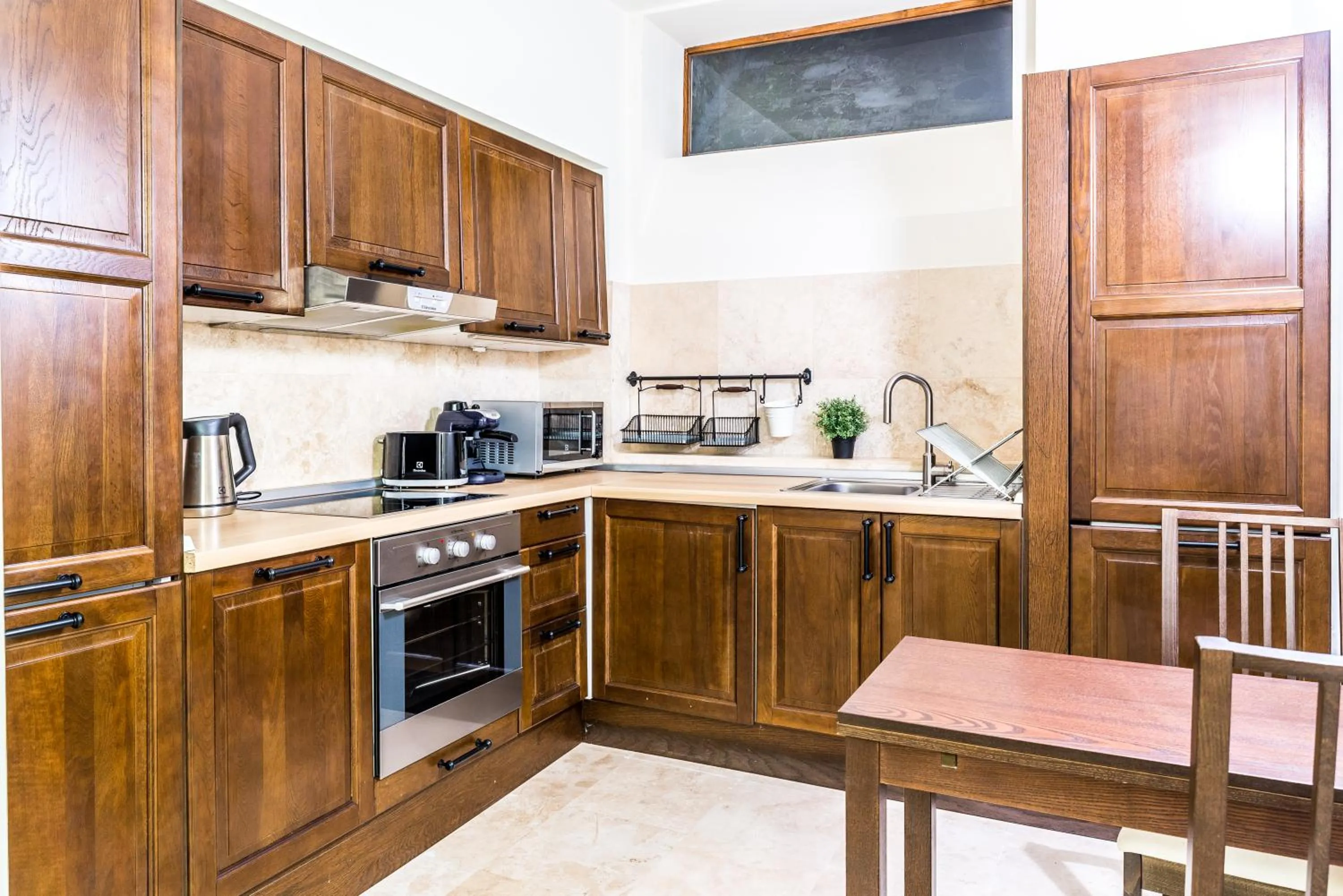 Kitchen or kitchenette in Vila Wendy