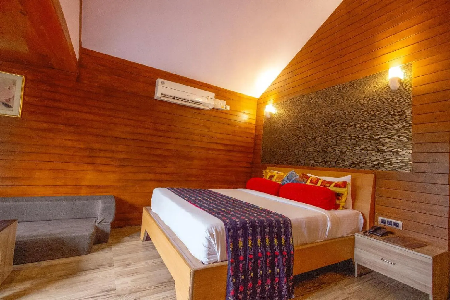 Bedroom, Bed in Rumourss Sky Villa & Resort