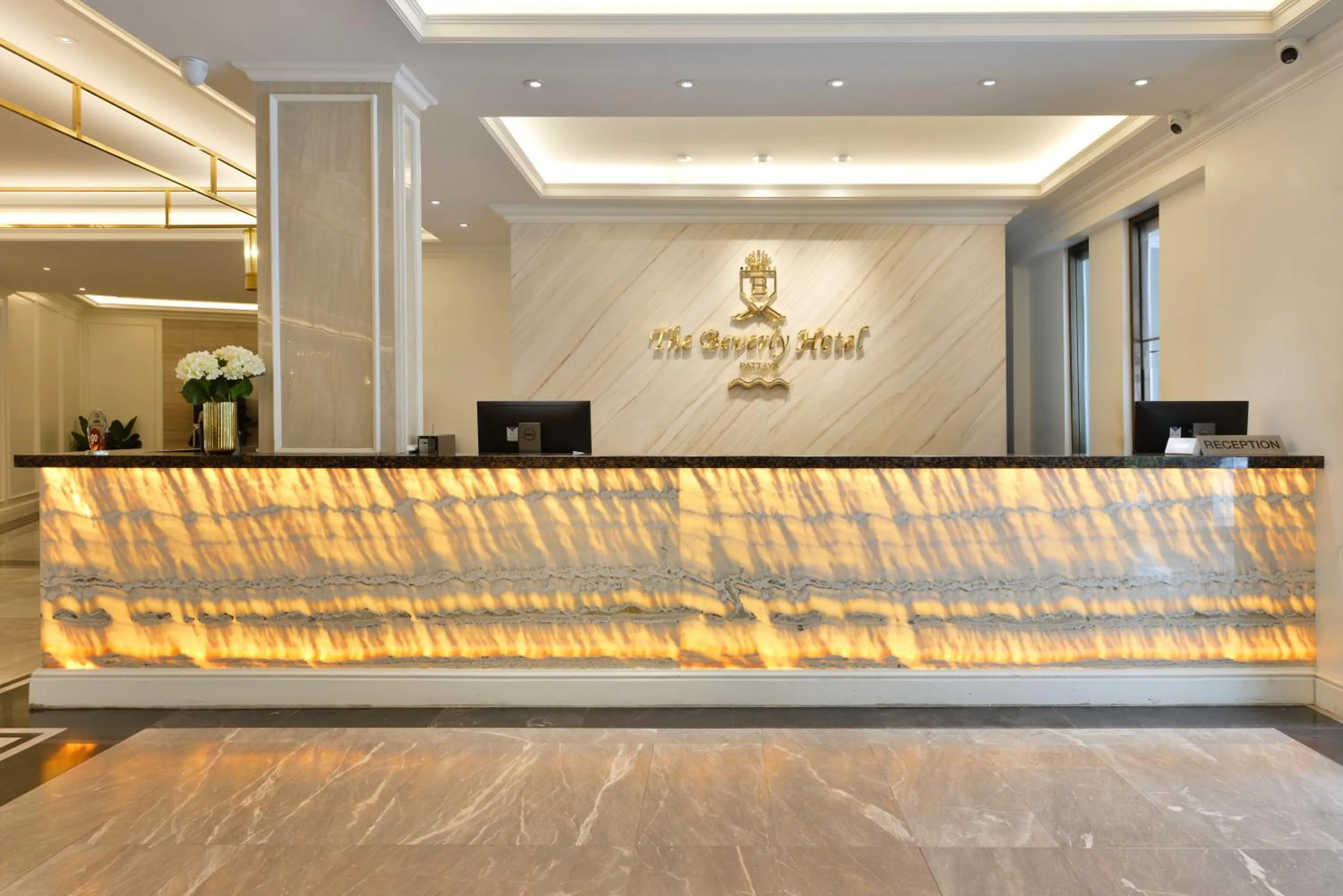 Lobby or reception in The Beverly Hotel Pattaya