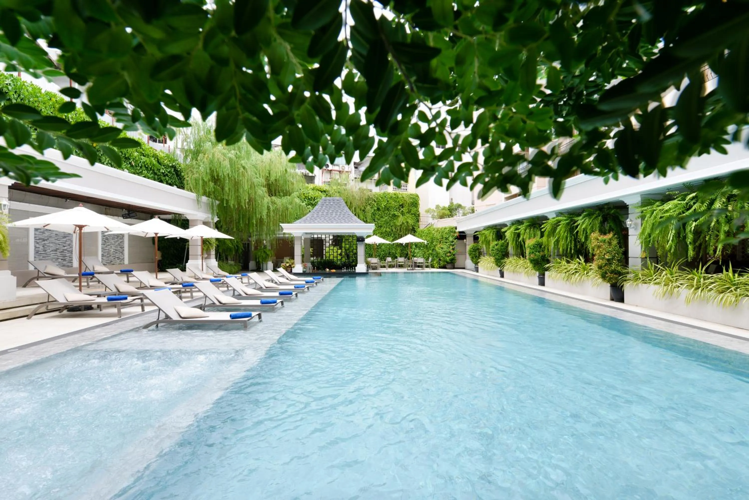 Swimming pool in The Beverly Hotel Pattaya