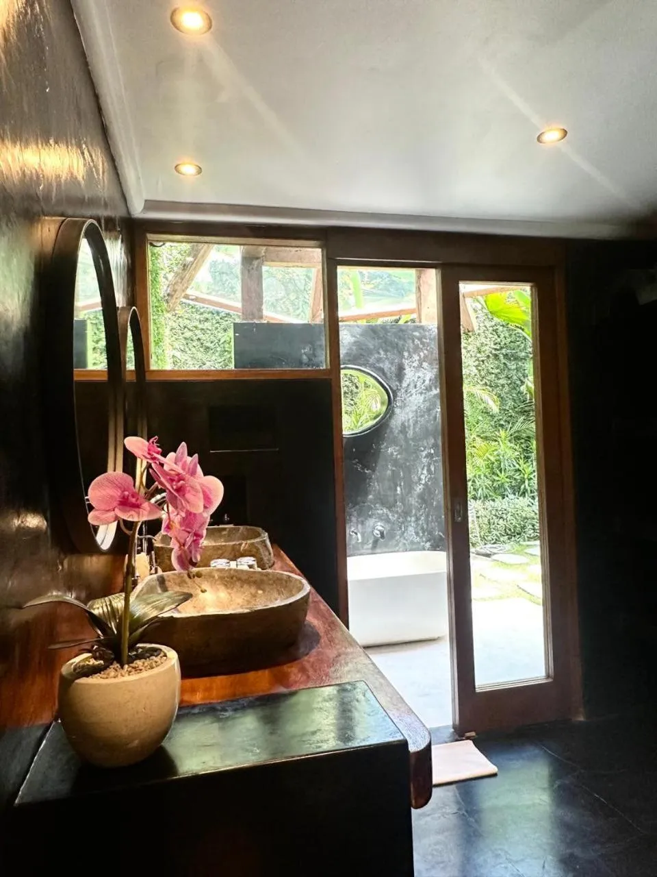 Bathroom in The Apartments Umalas