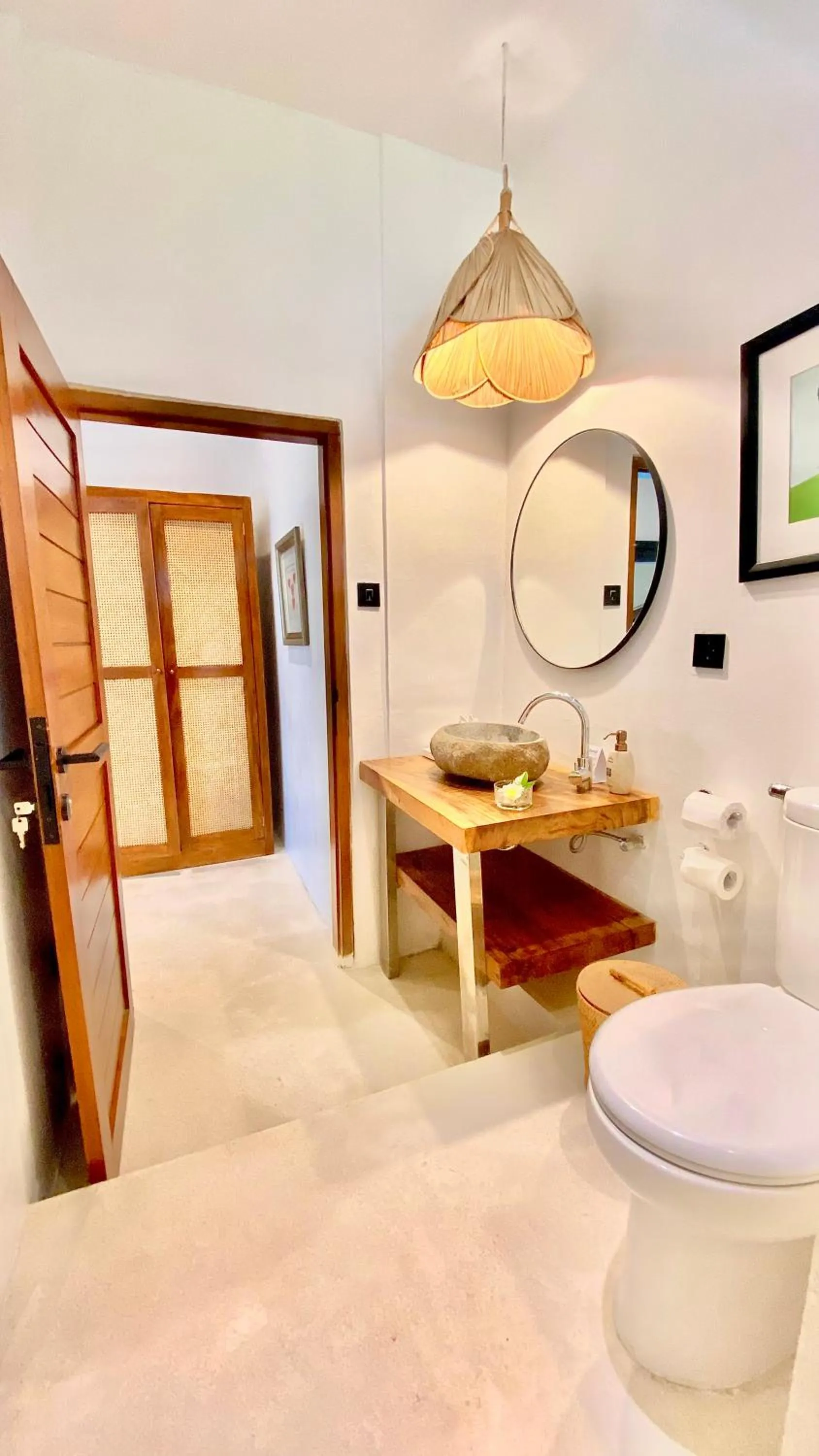 Bathroom in The Apartments Umalas