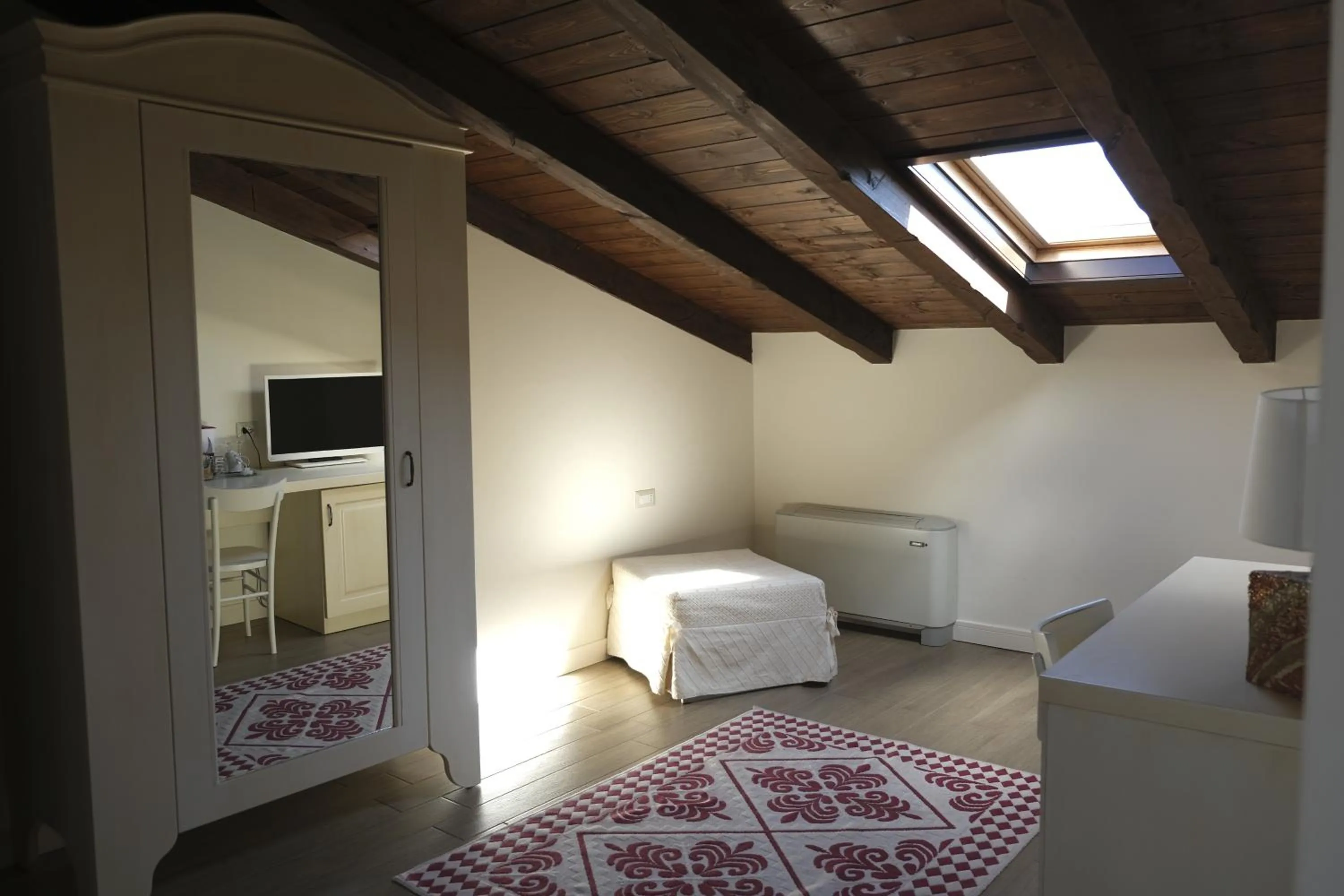 Photo of the whole room, Bed in Inghirios Wellness Country Resort