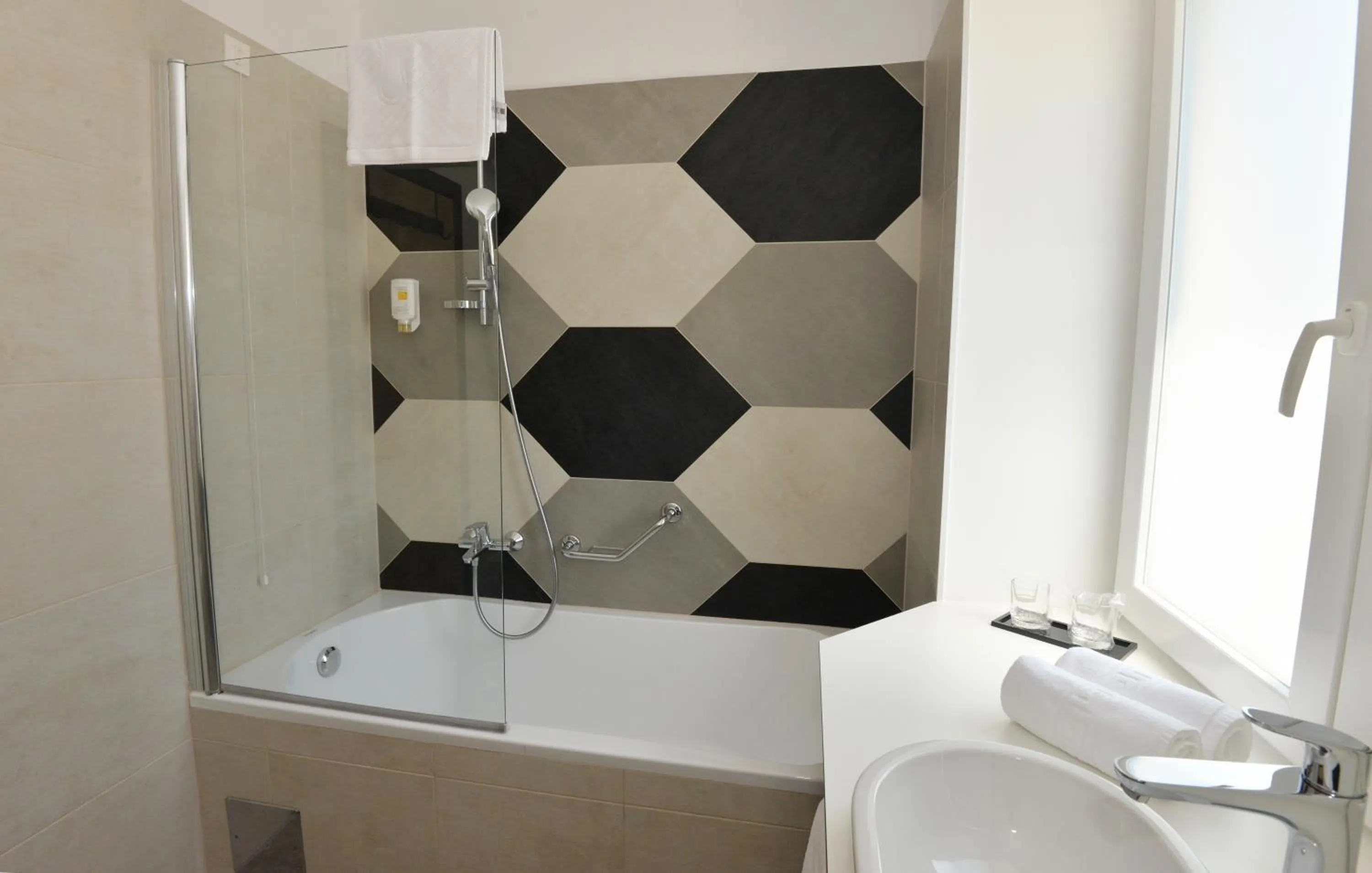 Bathroom in The Loop Hotel