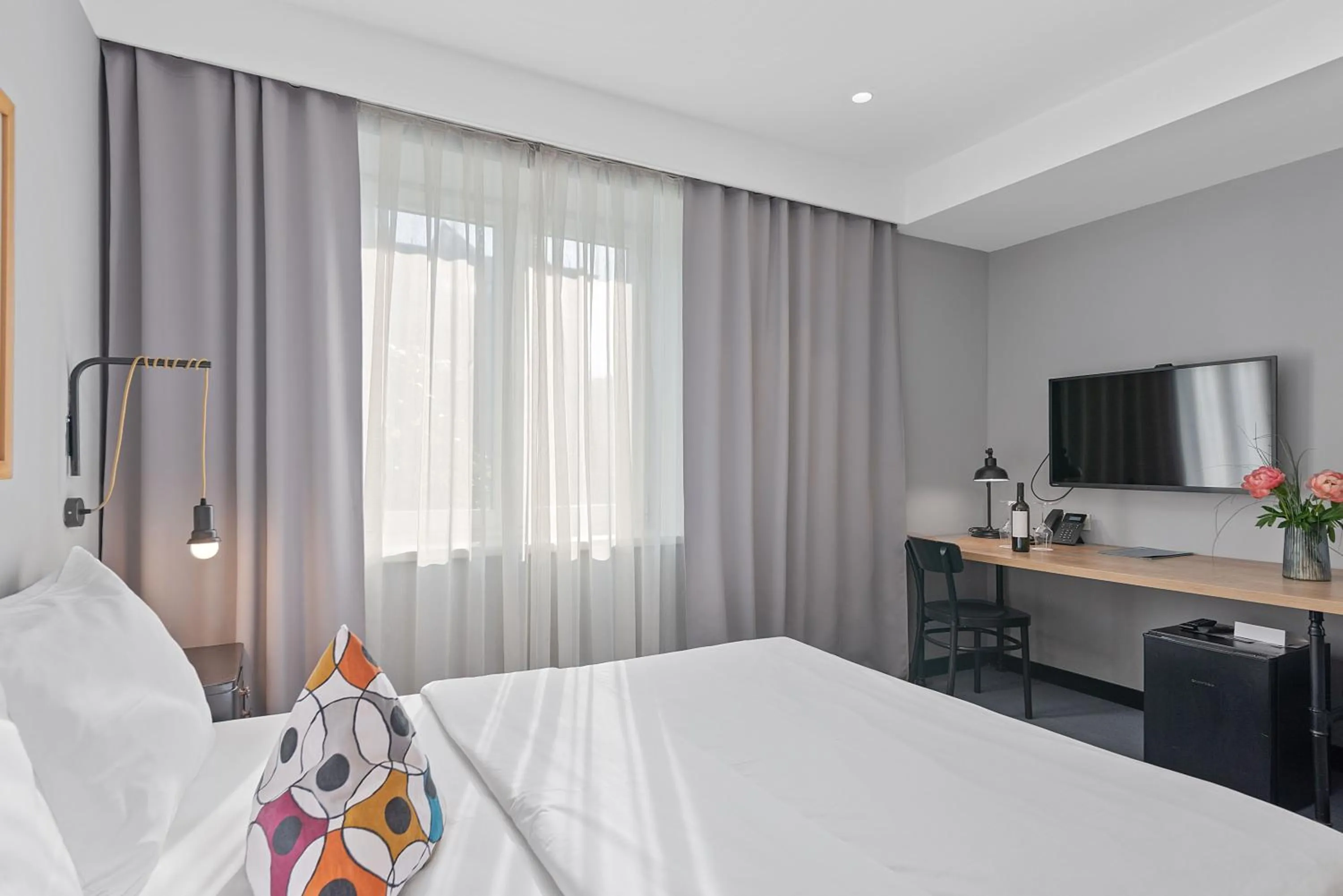 Bed in The Loop Hotel