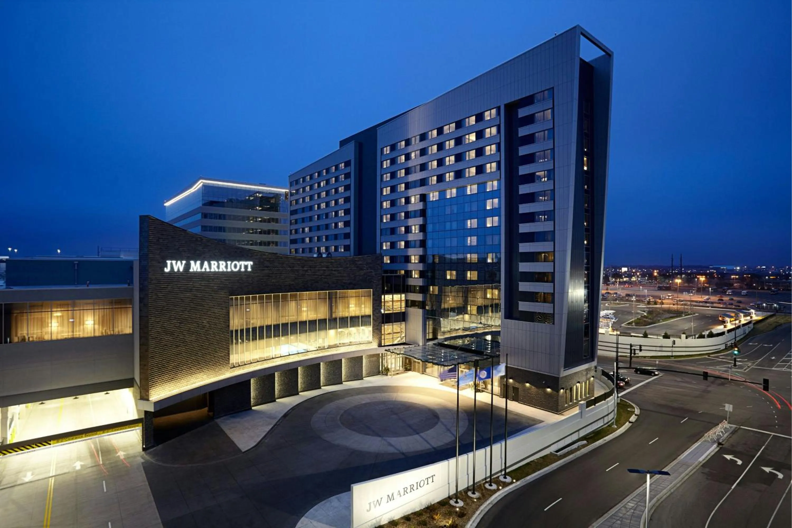 Property building in JW Marriott Minneapolis Mall of America