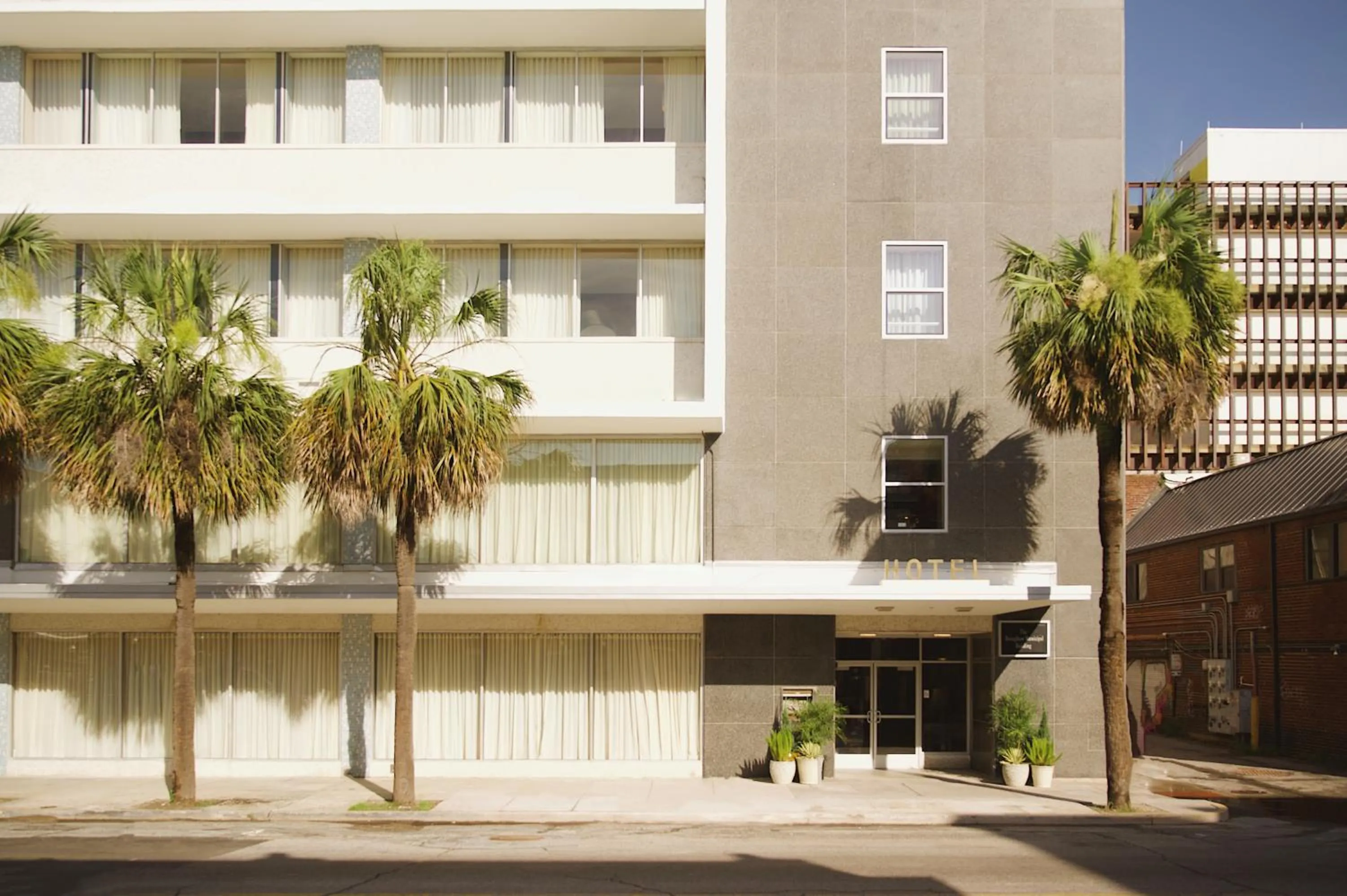 Property building in Municipal Grand