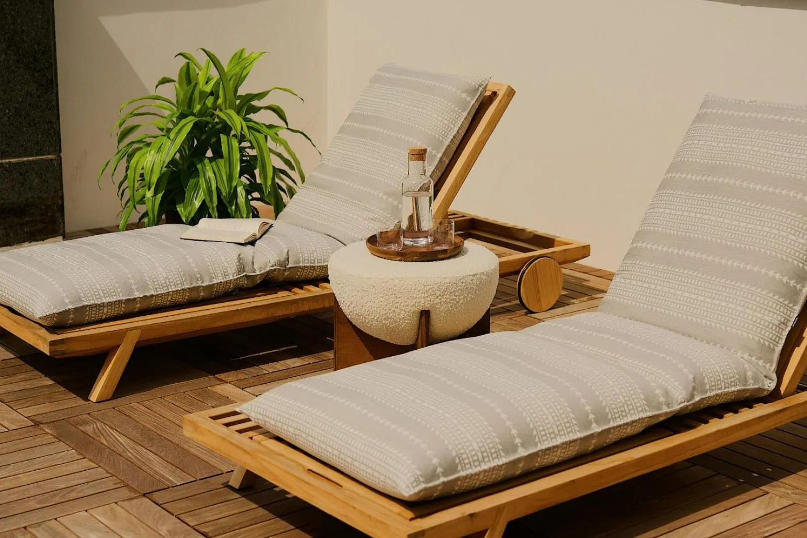 sunbed in Municipal Grand