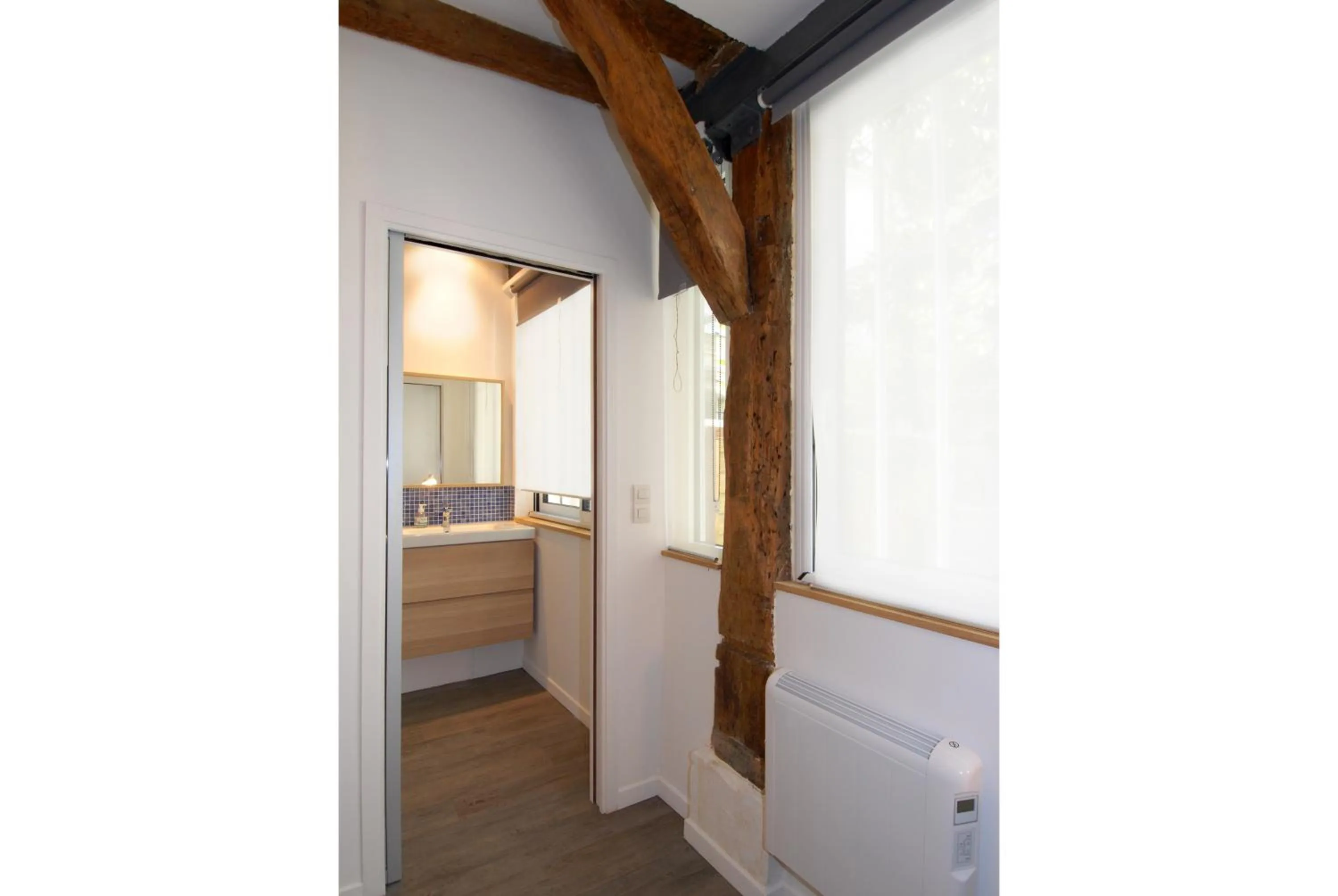 Decorative detail, Bed in Transparent Marais