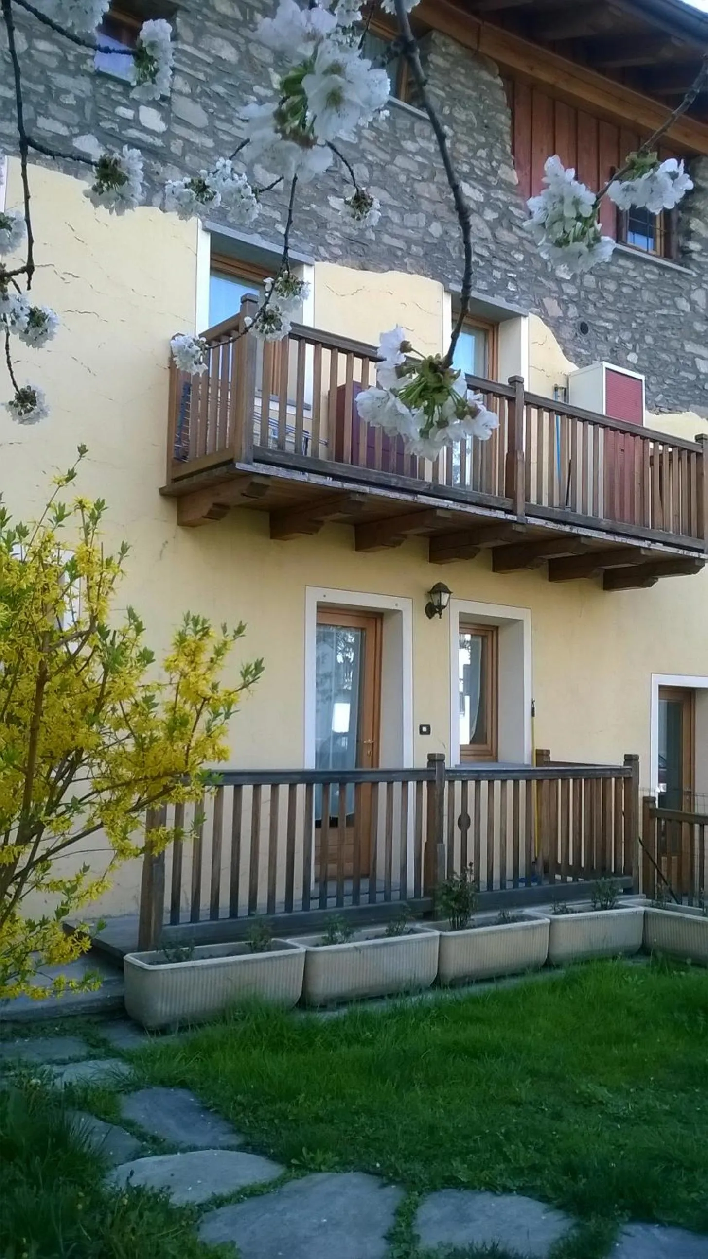 Facade/entrance in Casa Seez