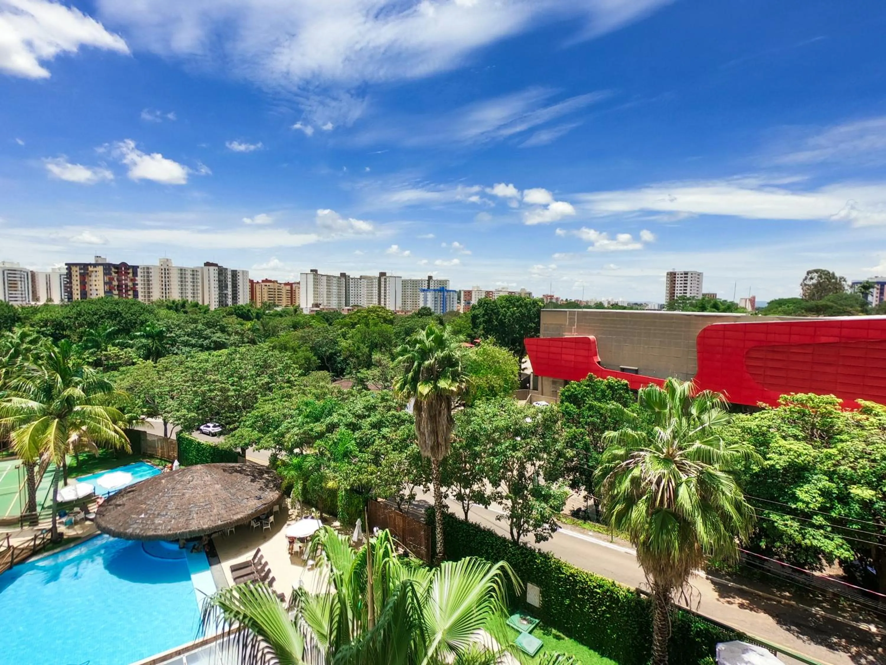 Pool view in Pousada do Ipê