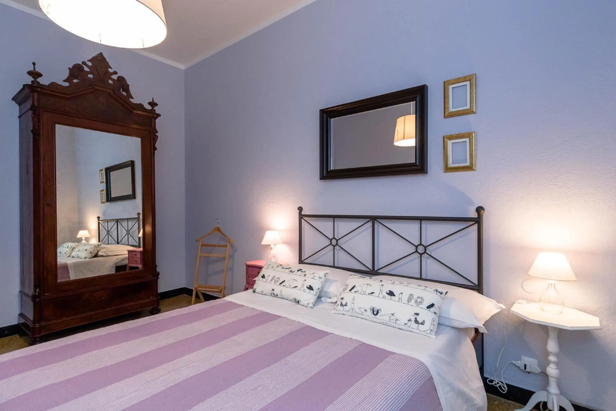 Bed in B&B I Portici Di Sottoripa