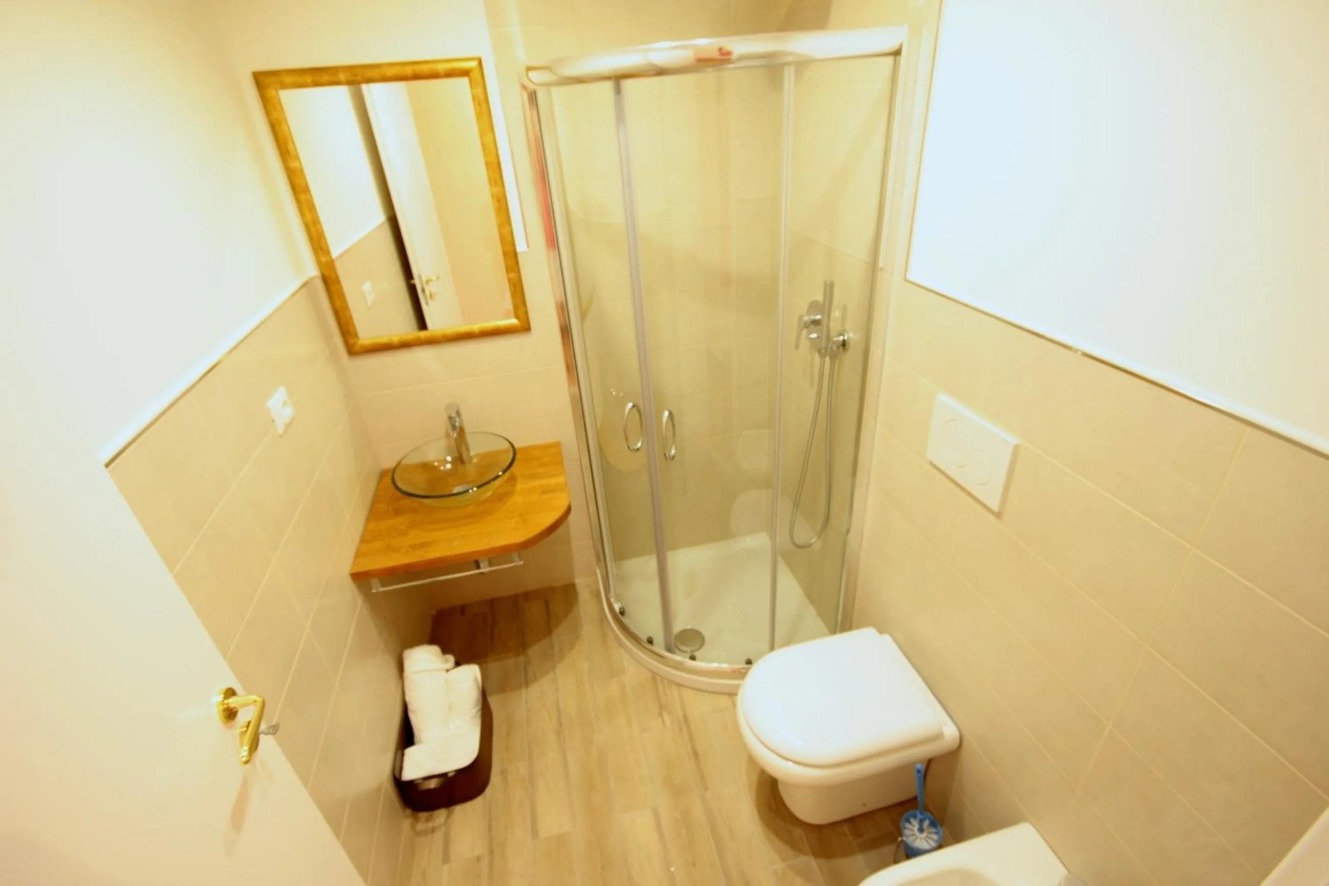 Bathroom in B&B I Portici Di Sottoripa