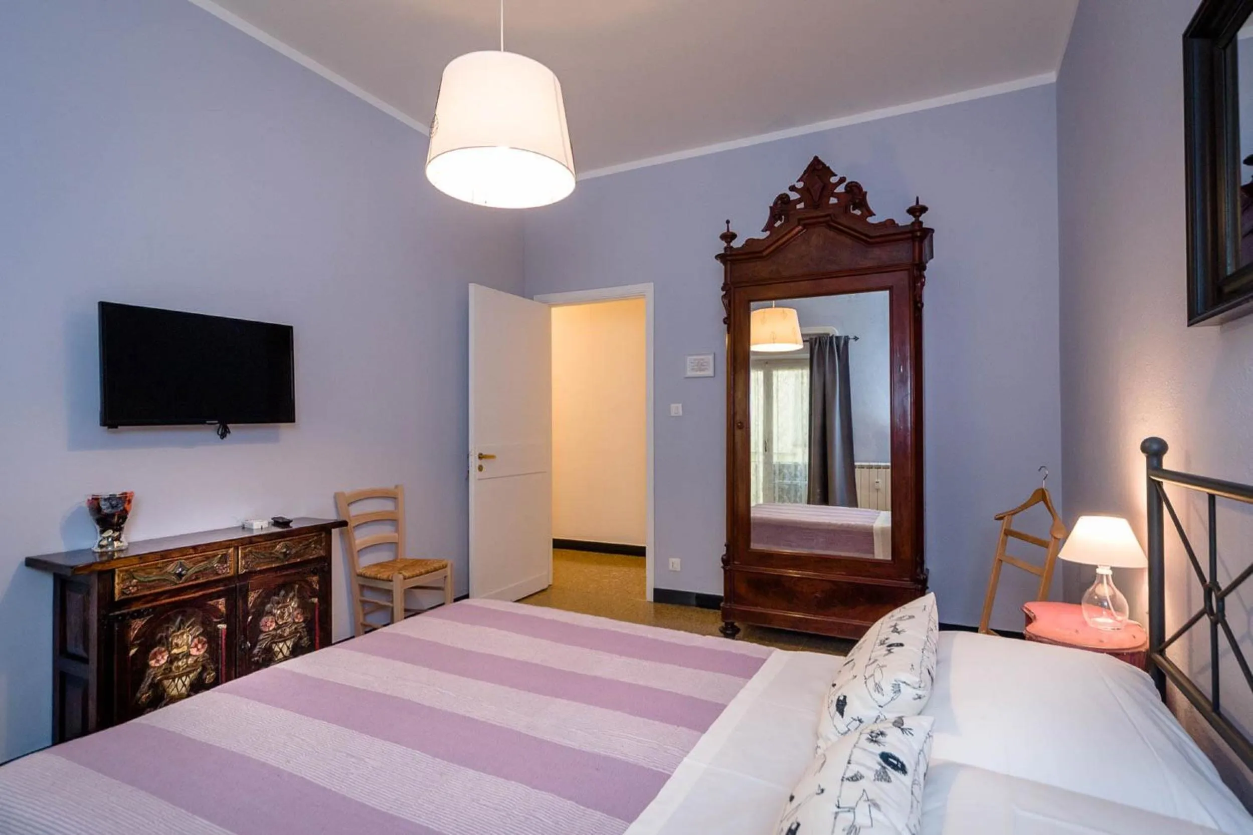 Bed in B&B I Portici Di Sottoripa
