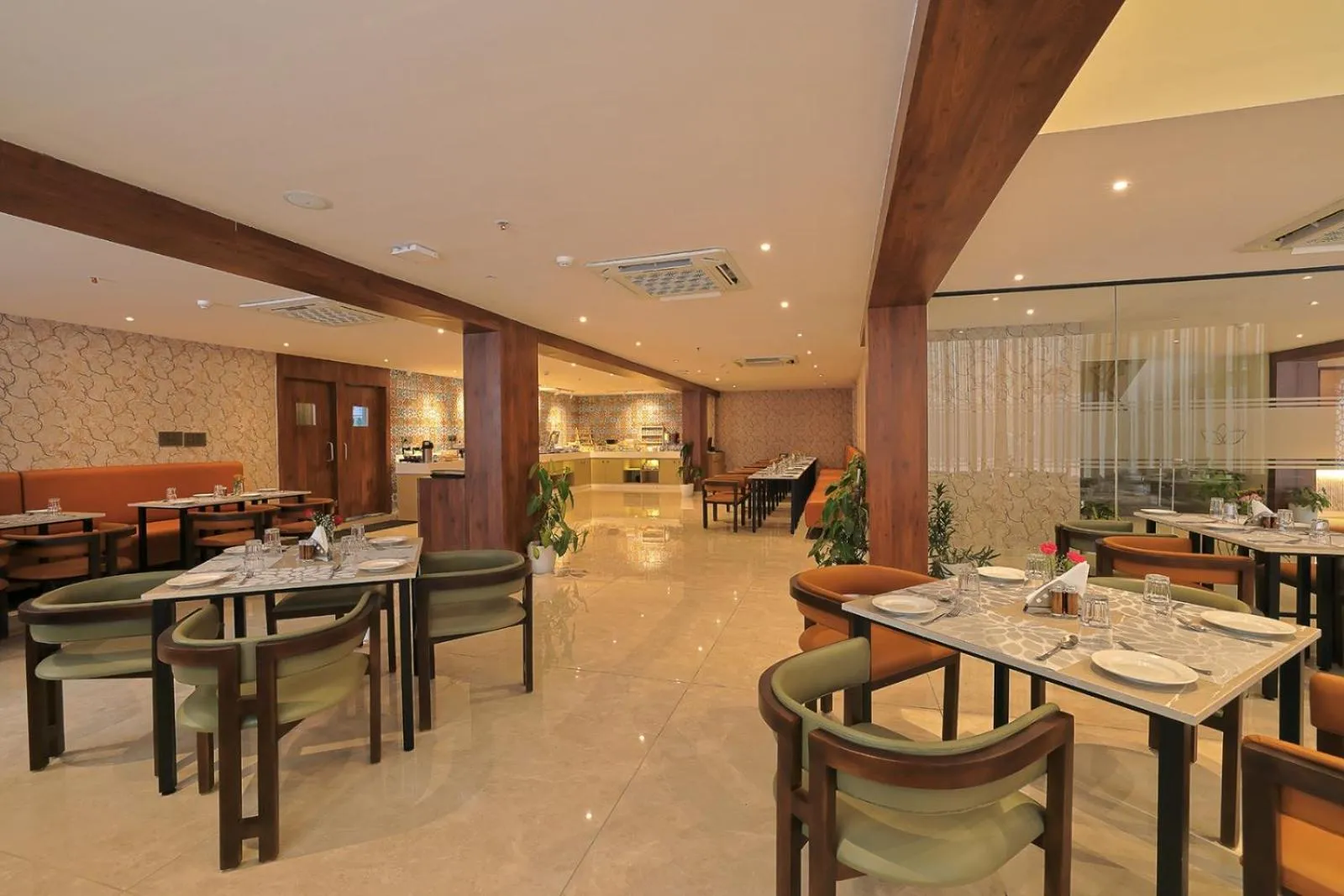 Restaurant/places to eat in Hotel Grand Continent Premiere, Banjara Hills, Hyderabad