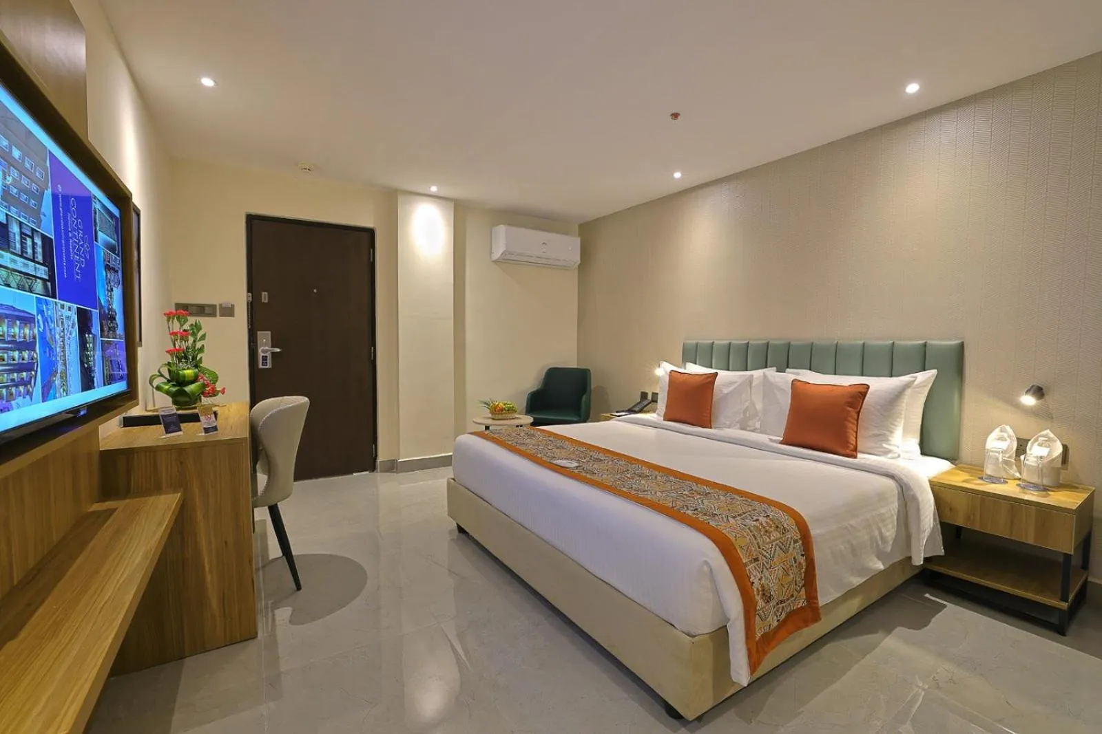 Bed in Hotel Grand Continent Premiere, Banjara Hills, Hyderabad