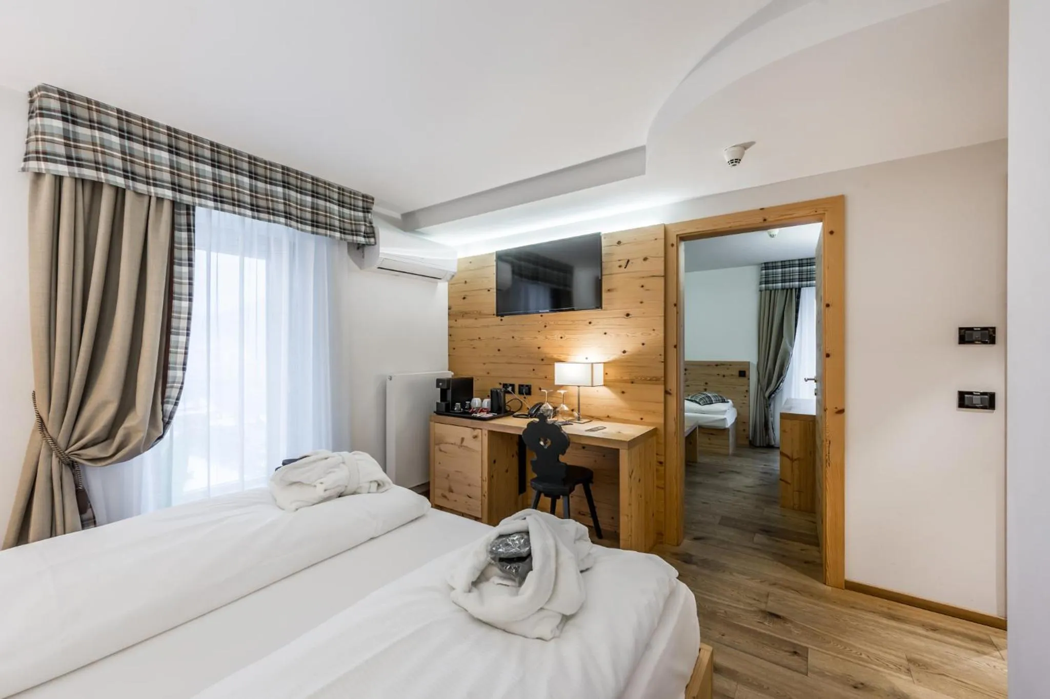 Bed in Hotel Ravelli Luxury Spa