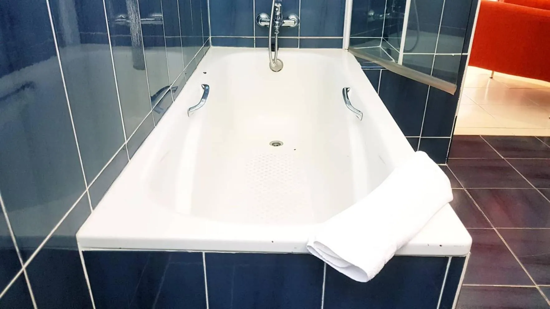 Bathroom in Hostal Escala Suites