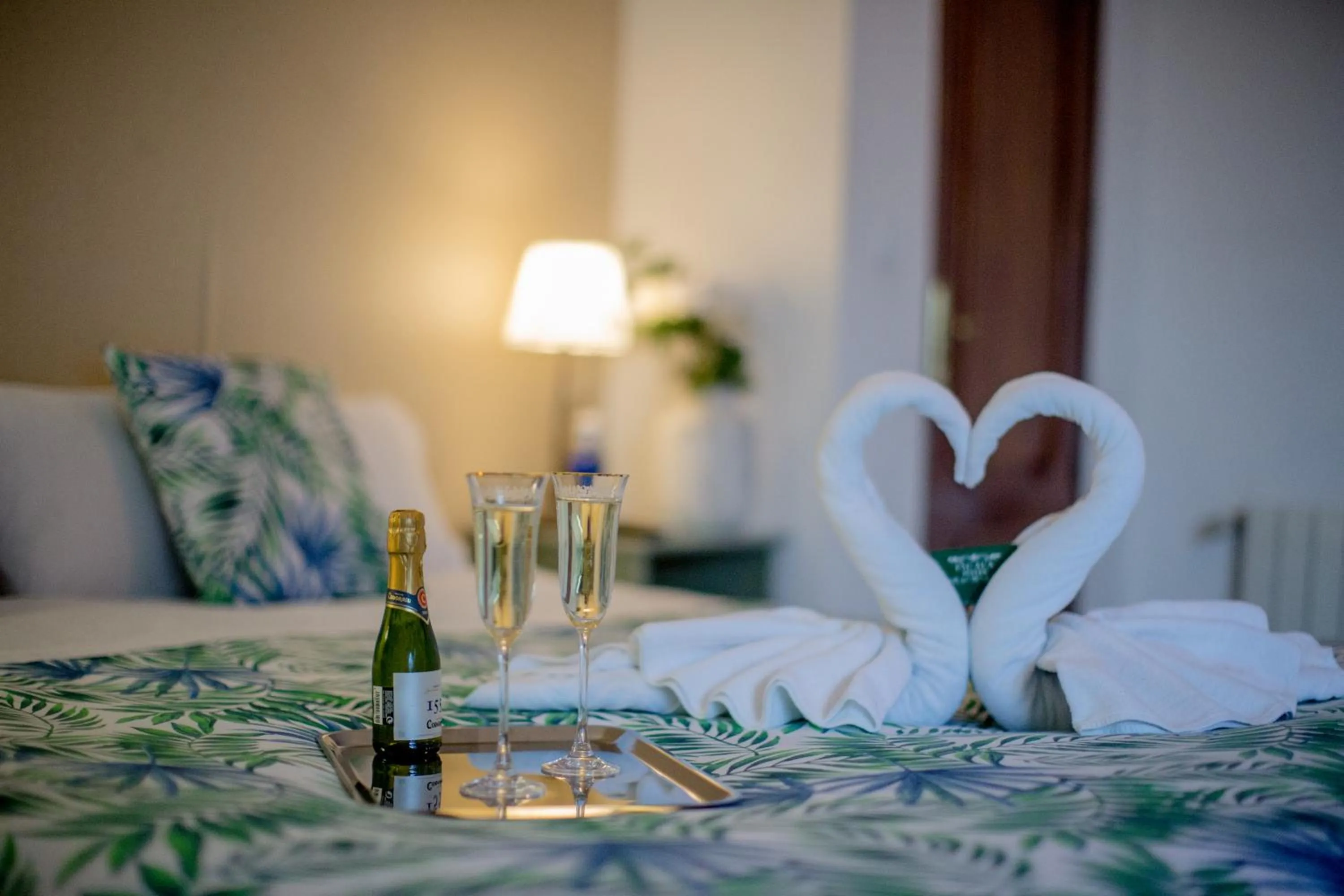 Decorative detail, Bed in Hostal Escala Suites