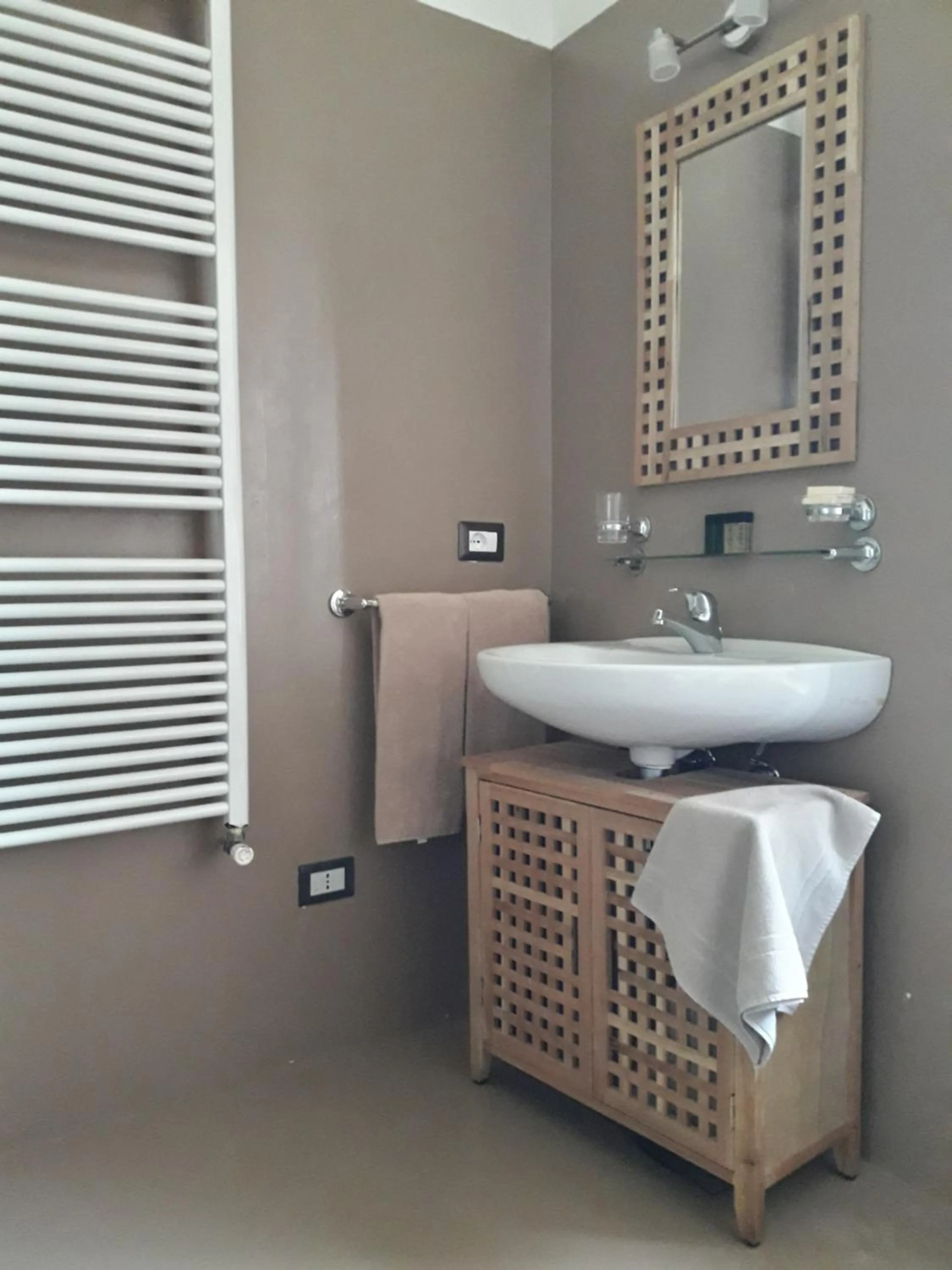 Bathroom in Equirelais