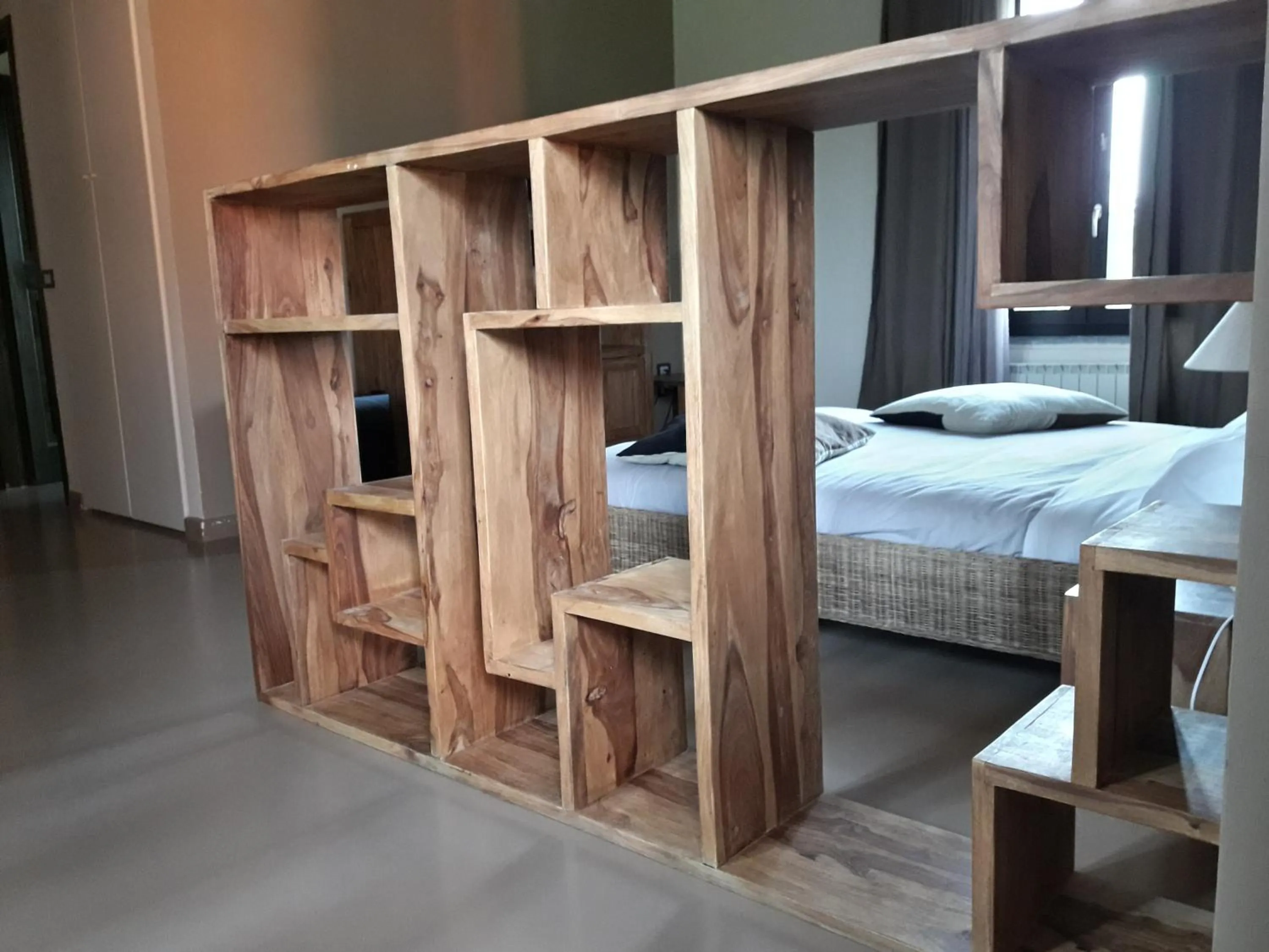 Decorative detail, Bed in Equirelais