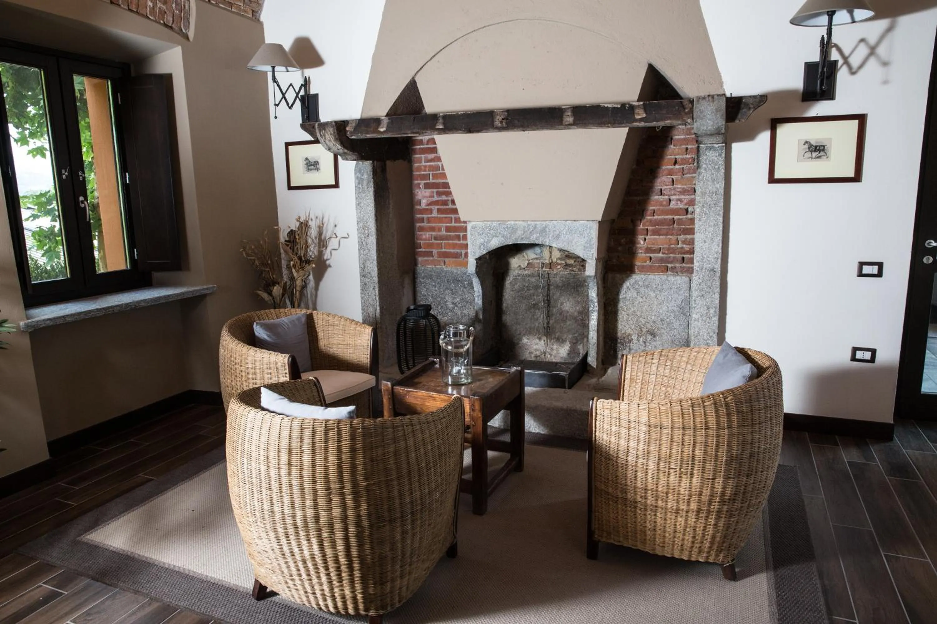 Lounge or bar in Equirelais