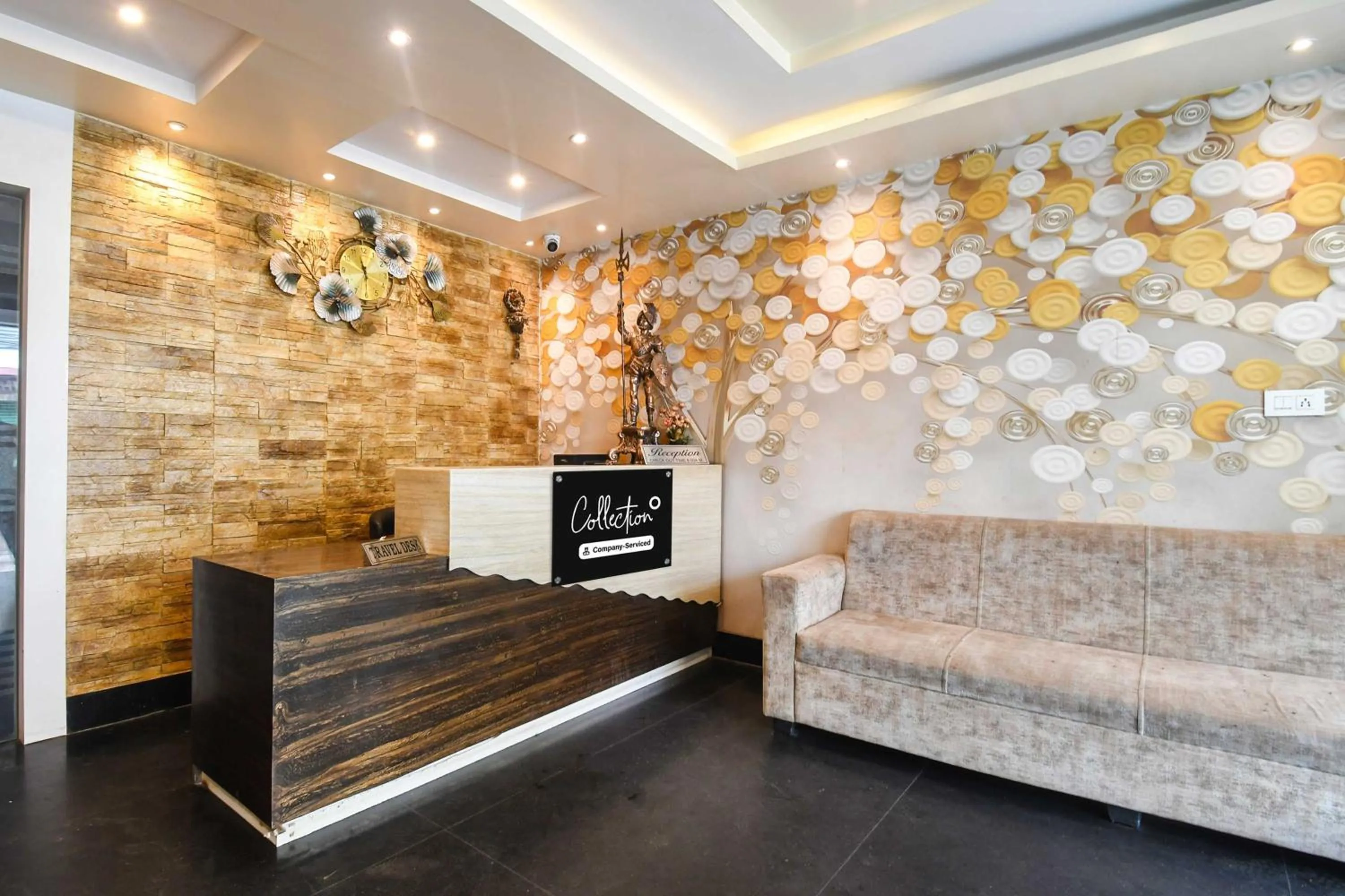 Lobby or reception in Hotel O Puri Shri Jagannatha Temple