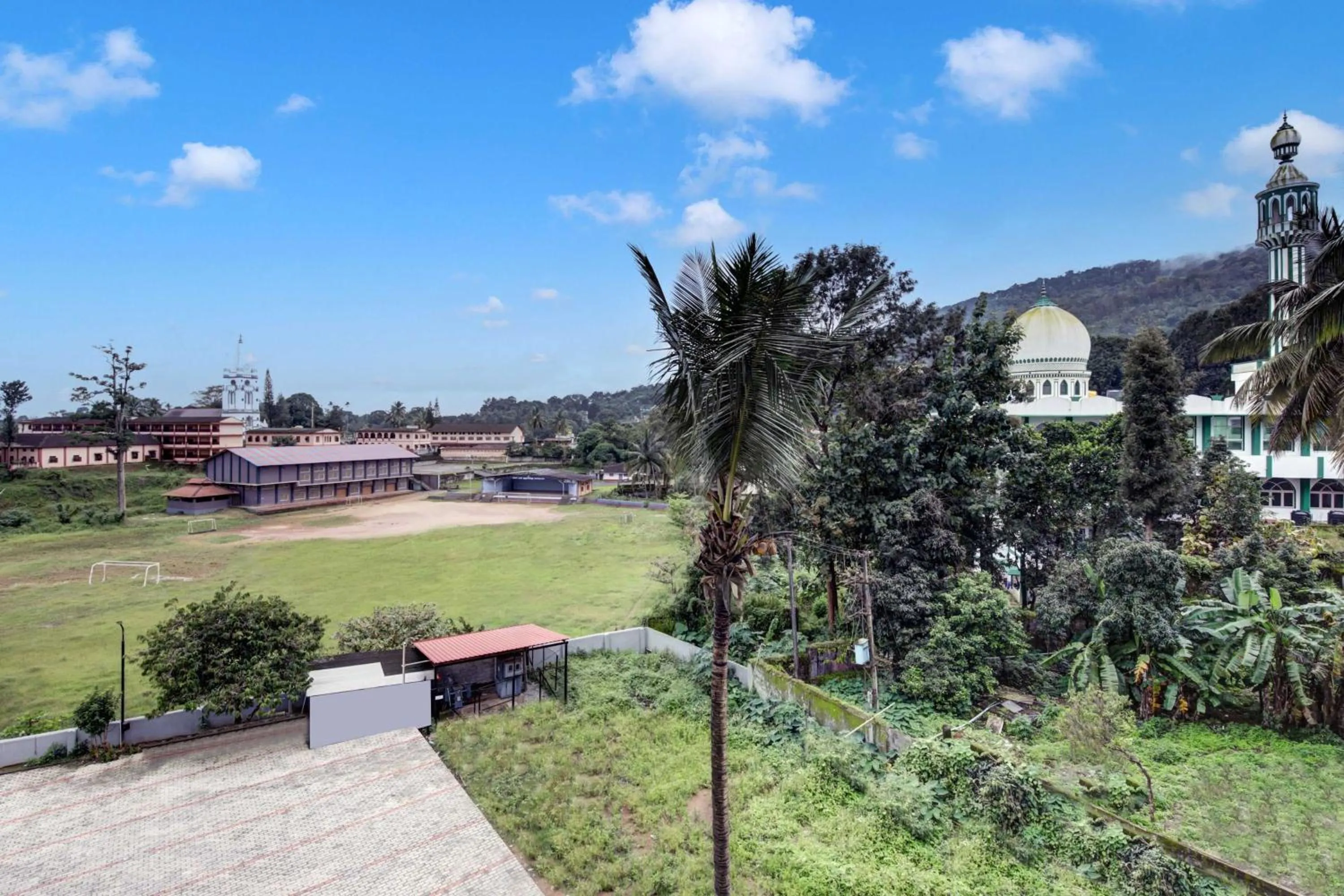Garden in Hotel O Government Hospital Virajpet