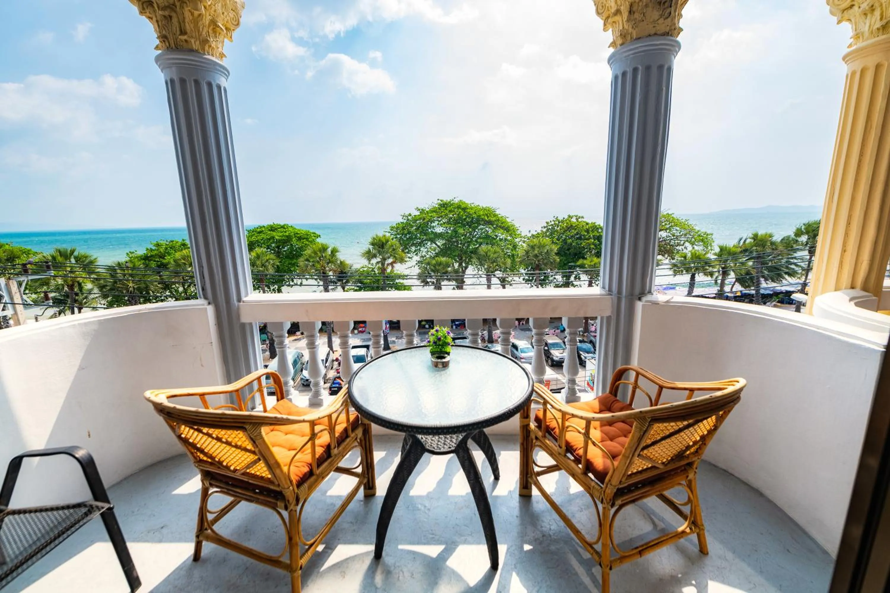 Balcony/Terrace in Happy Vikings - Beachfront