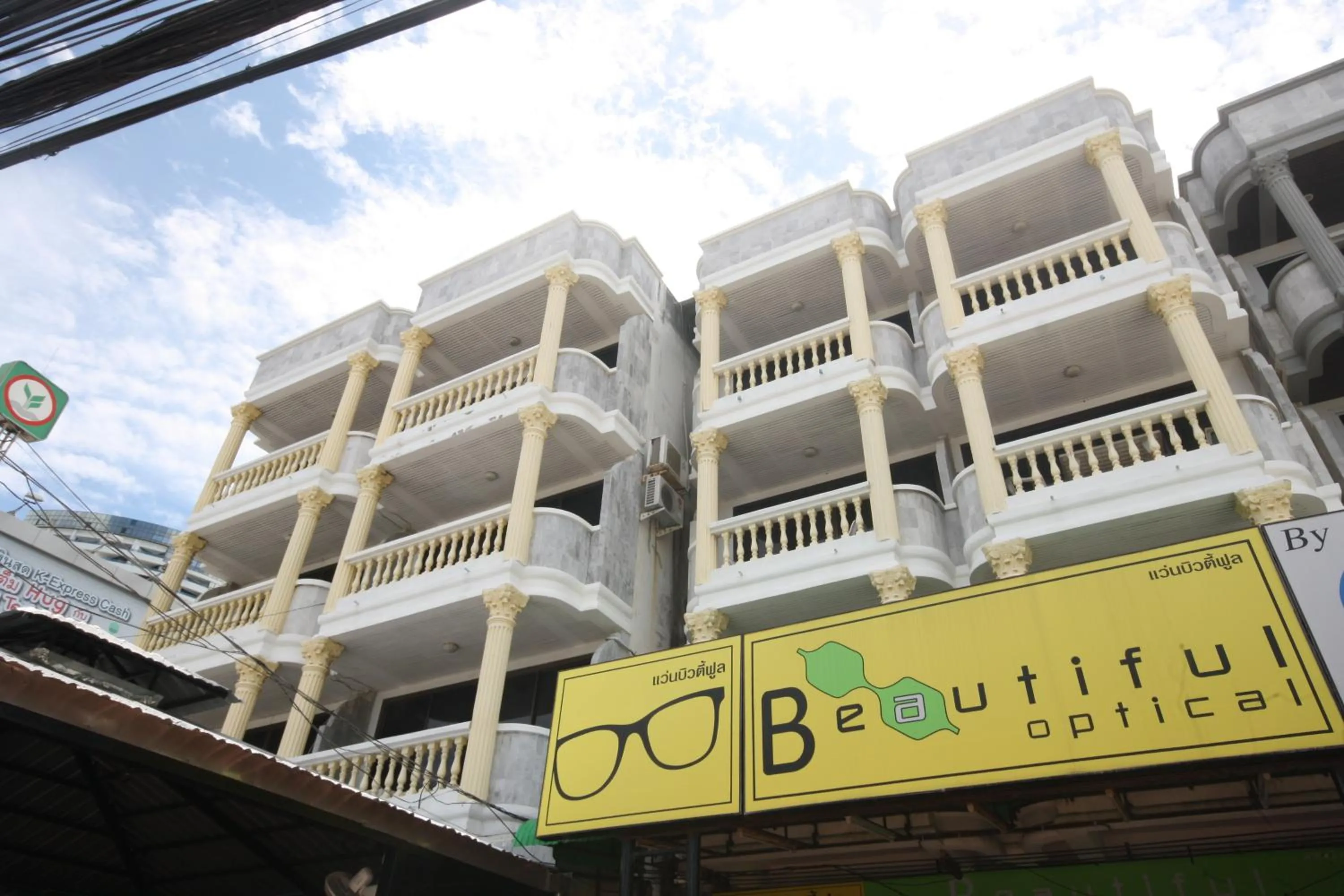 Facade/entrance in Happy Vikings - Beachfront