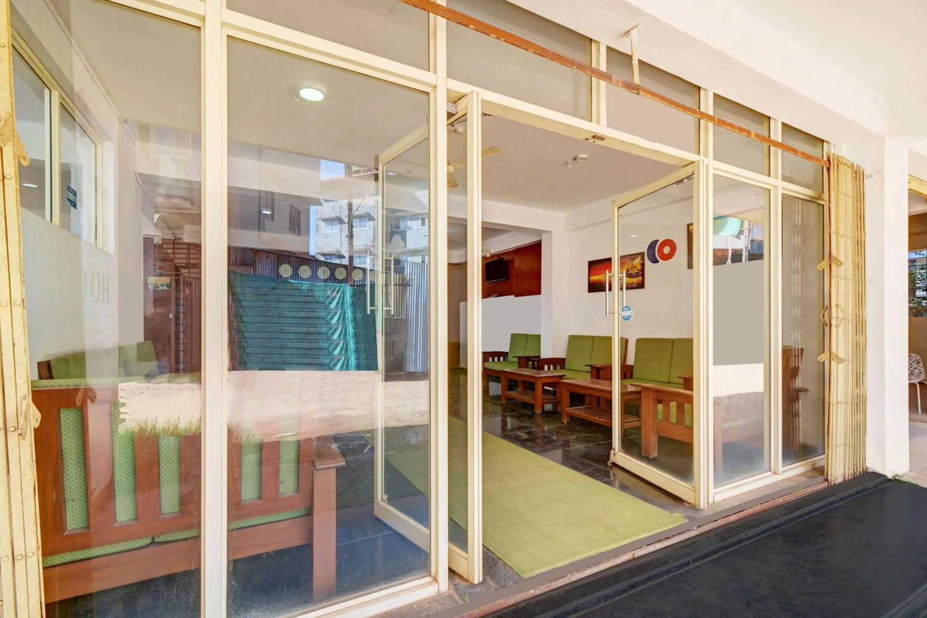 Facade/entrance in Hotel O KSRTC Madikeri Bus Terminal