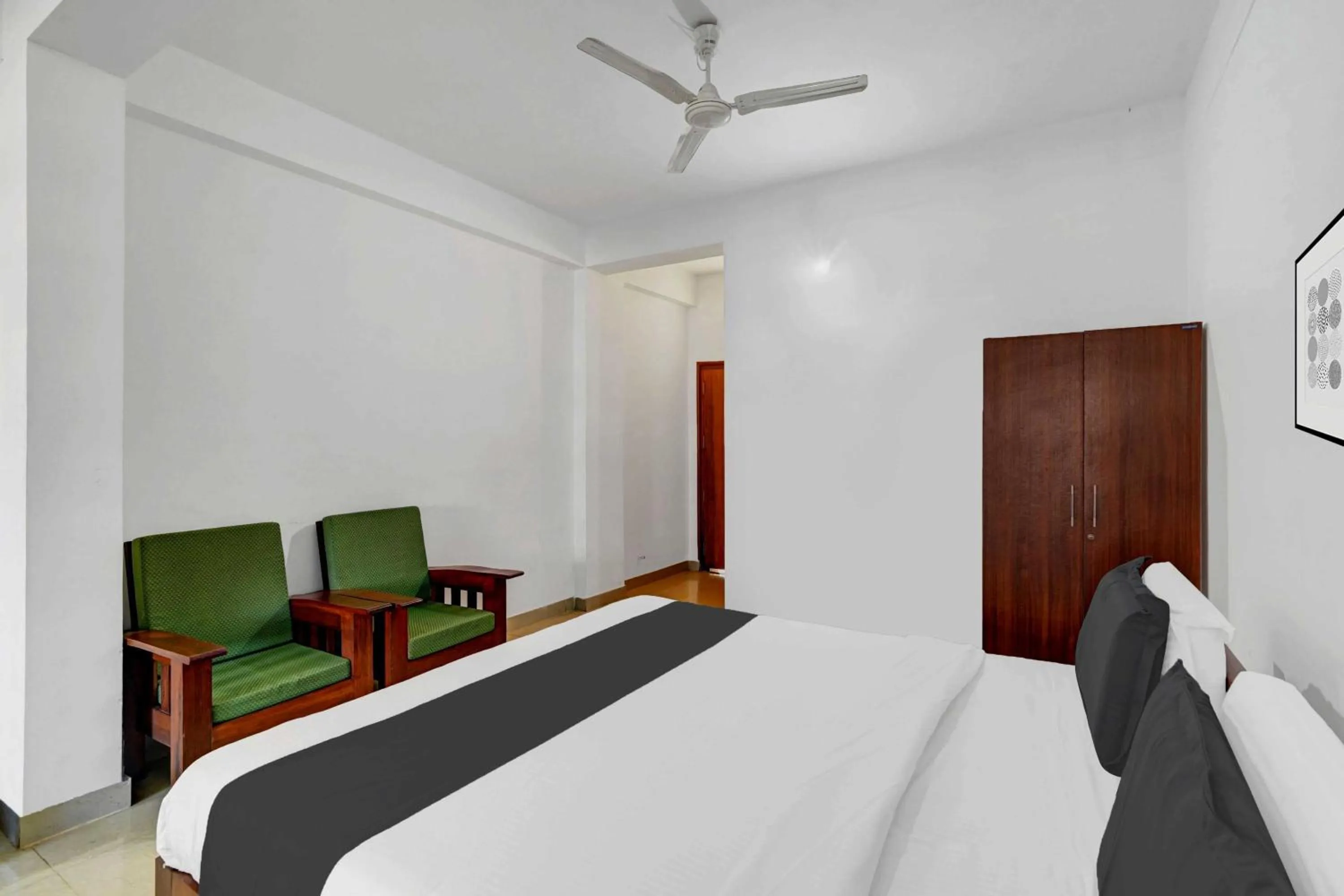 Bedroom, Bed in Hotel O KSRTC Madikeri Bus Terminal