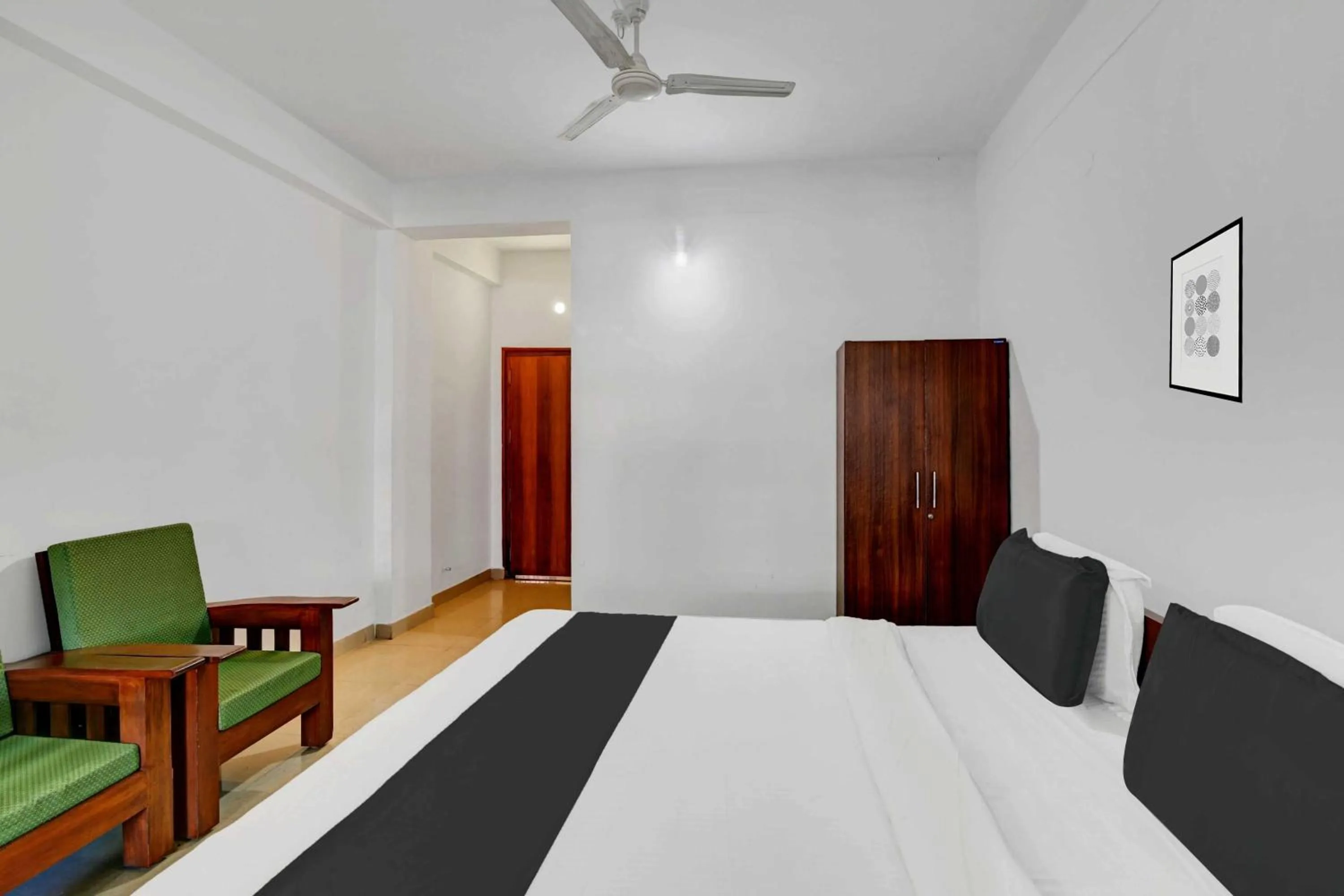 Bedroom, Bed in Hotel O KSRTC Madikeri Bus Terminal