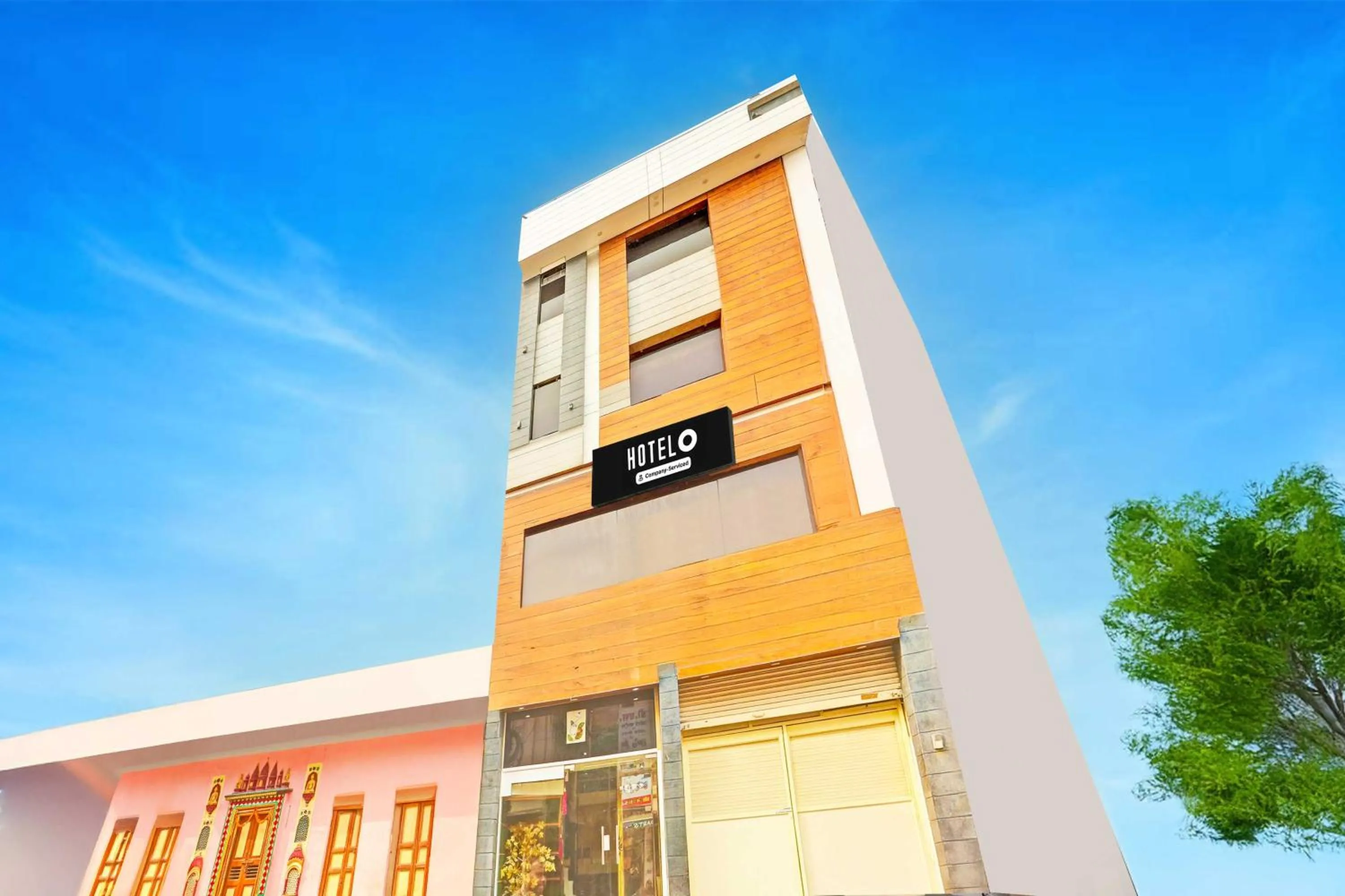 Facade/entrance in Hotel O Phalka Bazaar Gwalior