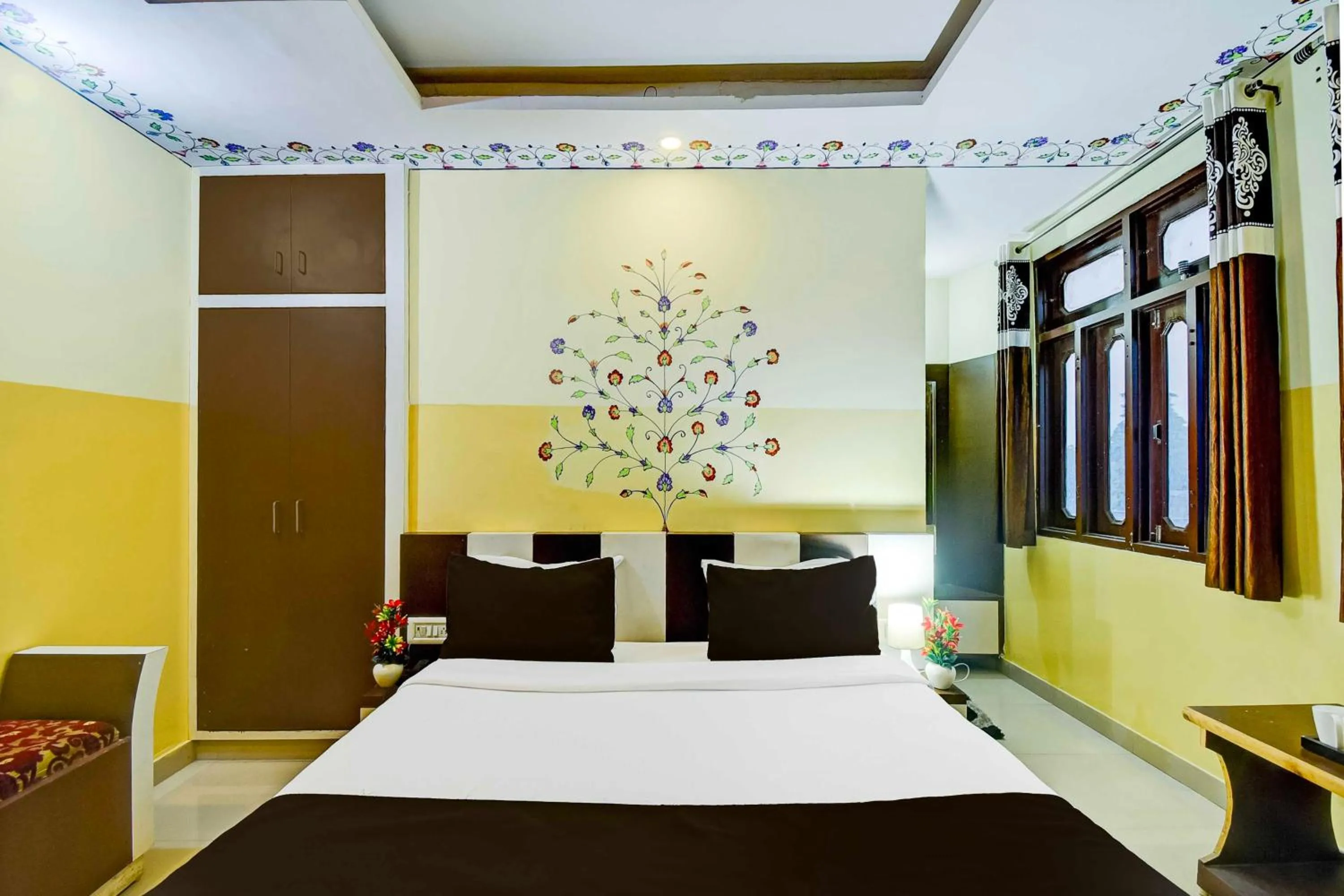 Bedroom, Bed in Hotel O Ramgarh Mod Near Hawa Mahal
