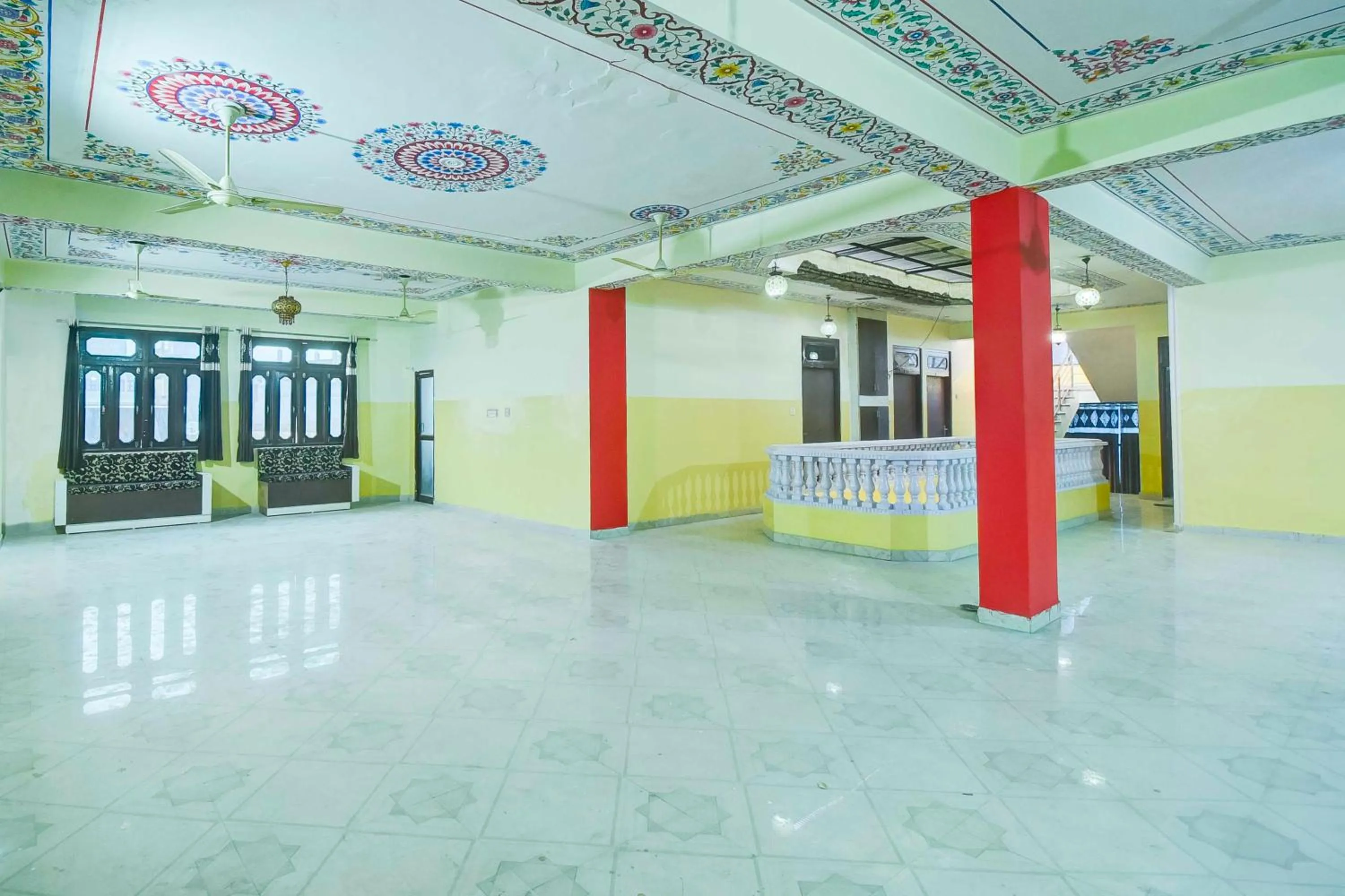 Lobby or reception in Hotel O Ramgarh Mod Near Hawa Mahal