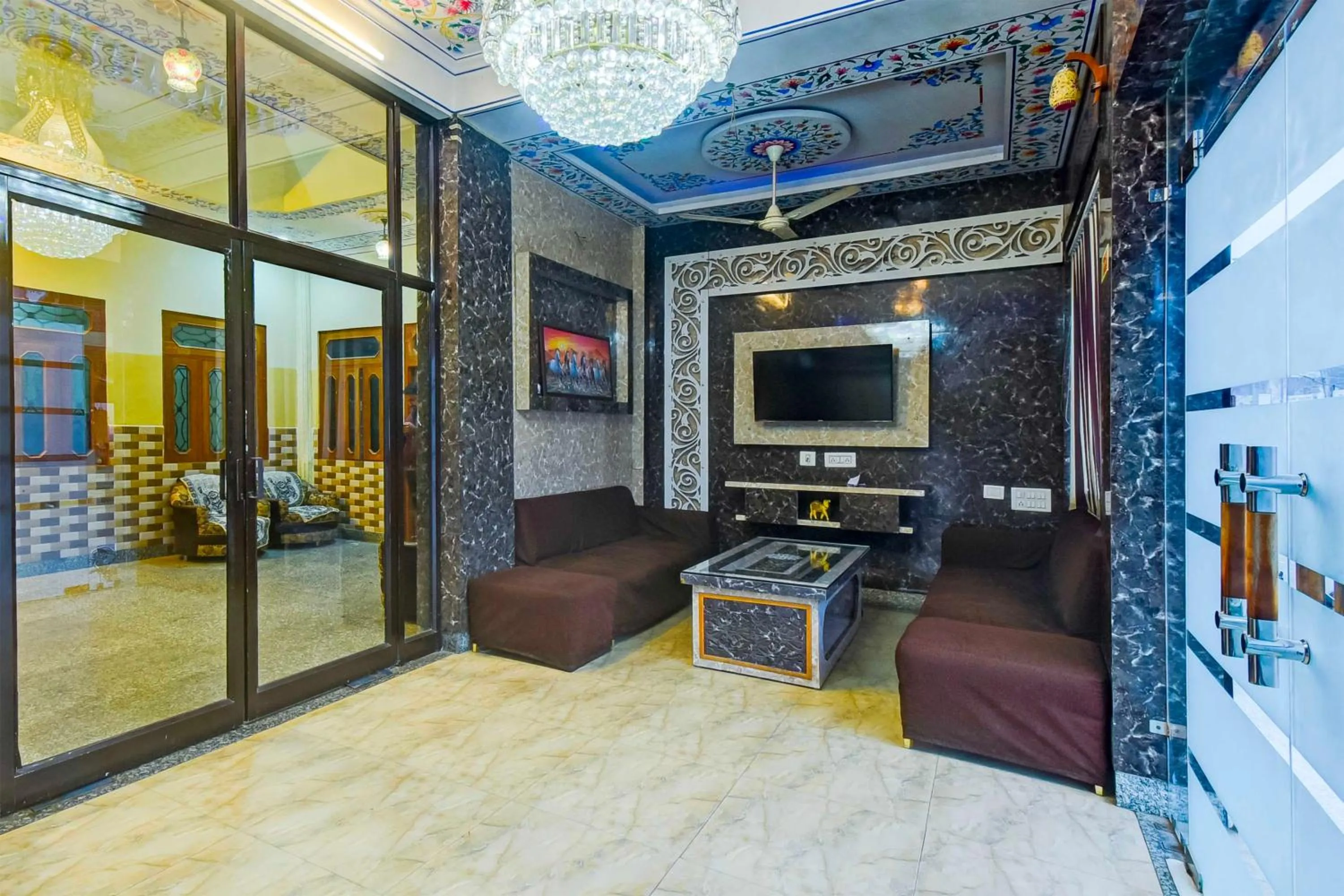 Lobby or reception in Hotel O Ramgarh Mod Near Hawa Mahal